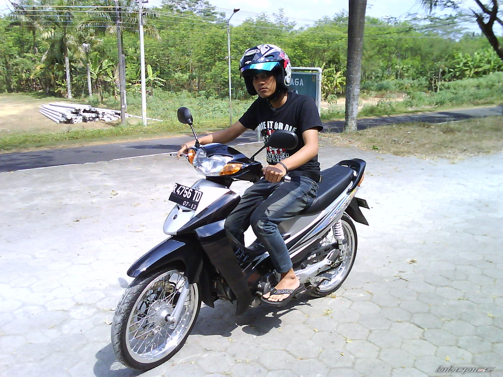Bike Photo 1723795