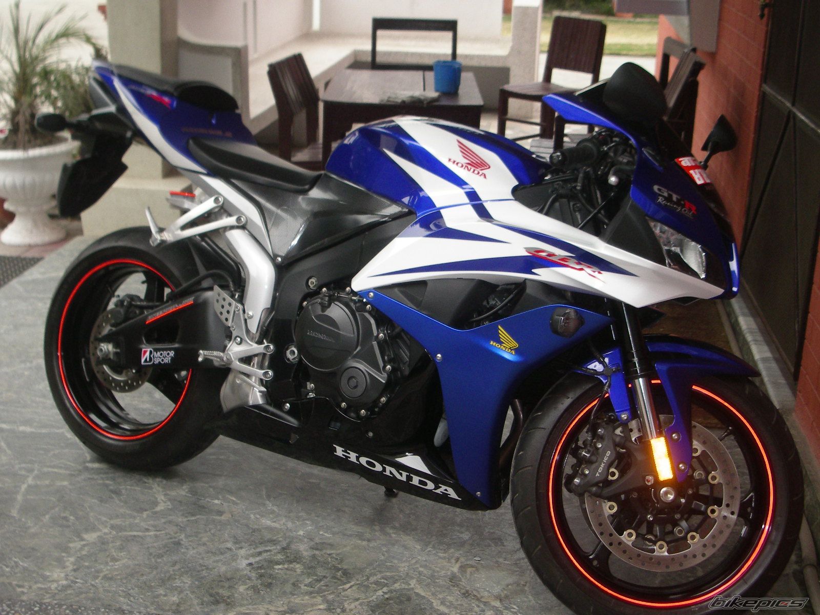 Bike Photo 1724189