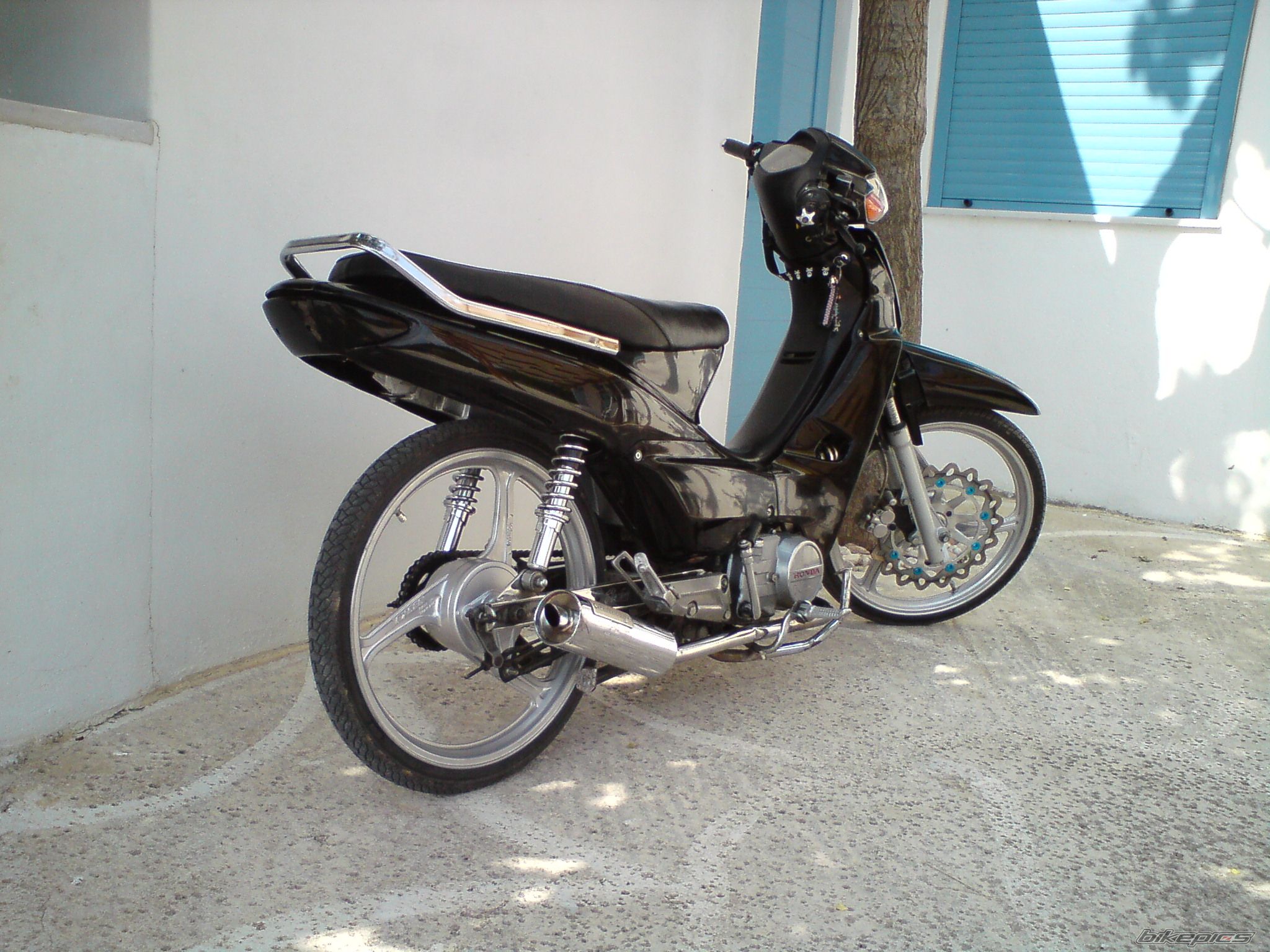 Photo 1724810