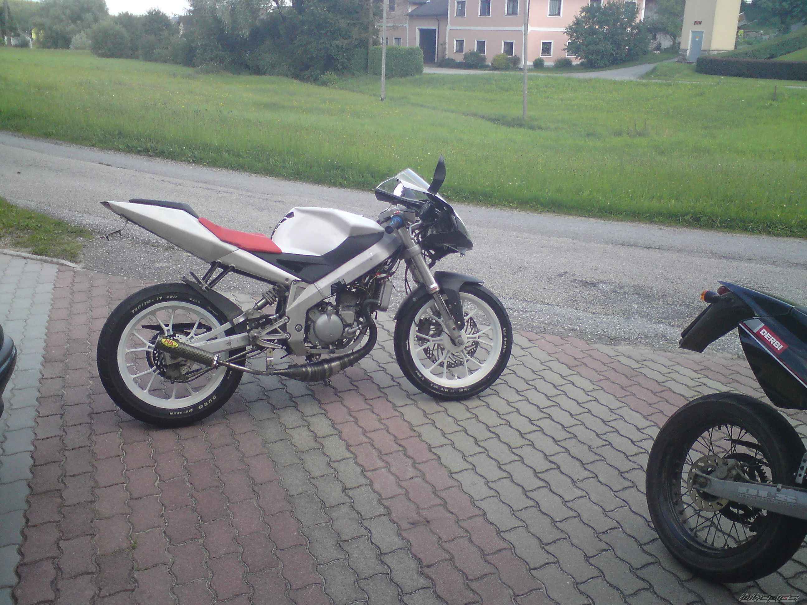 Photo 1725040