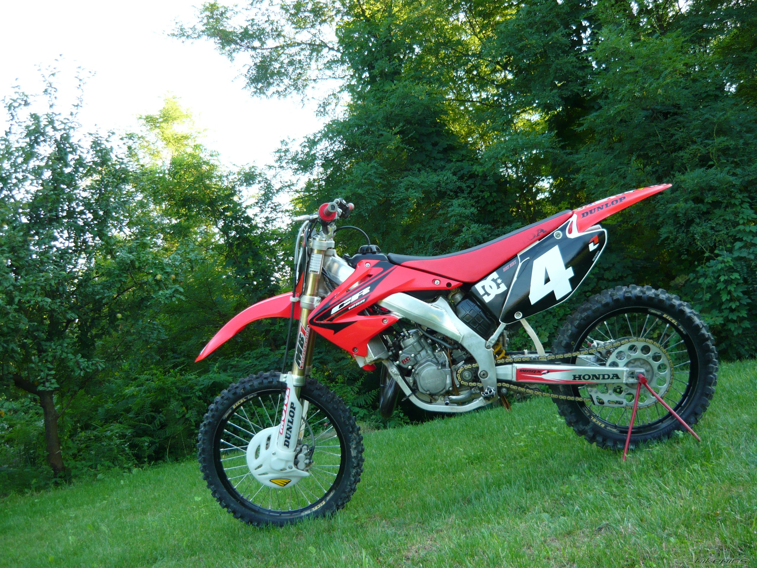 Photo 1725211