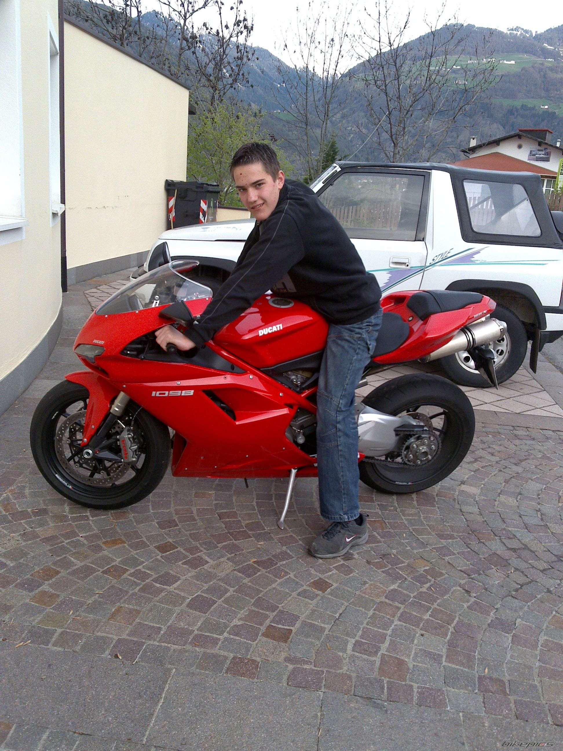 Bike Photo 1725820