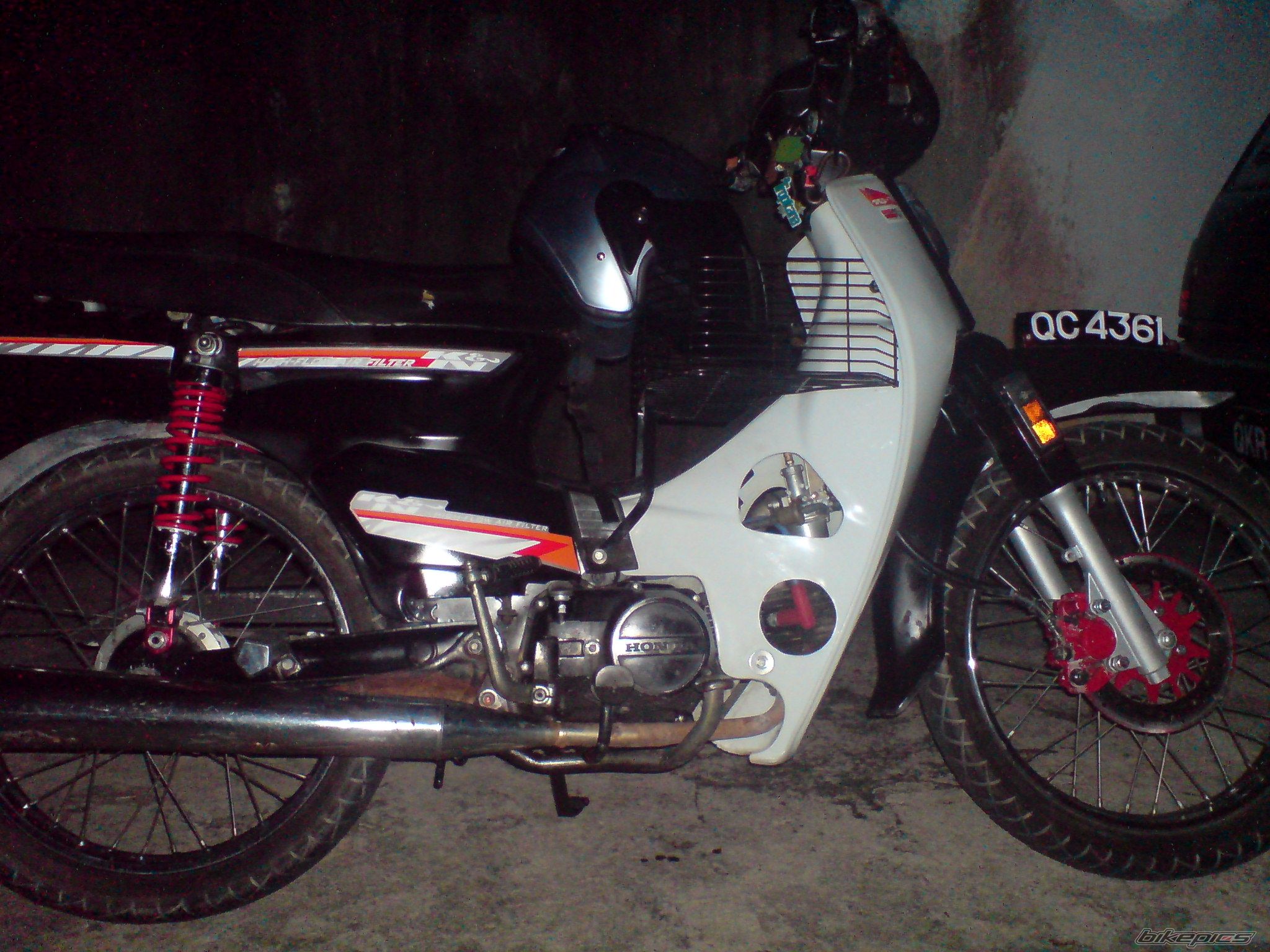 Photo 1726049