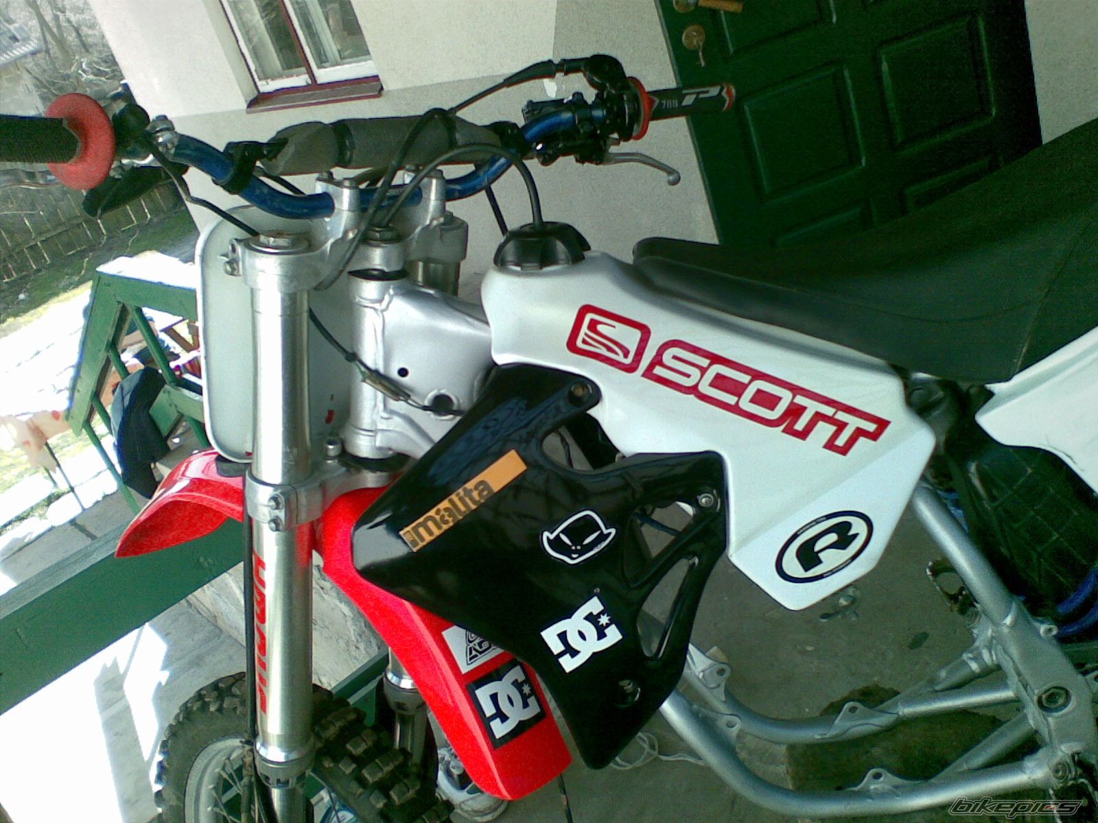 Photo 1728042