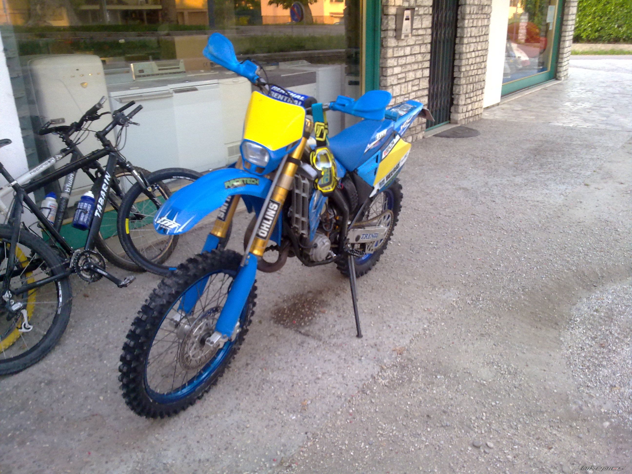 Photo 1728214