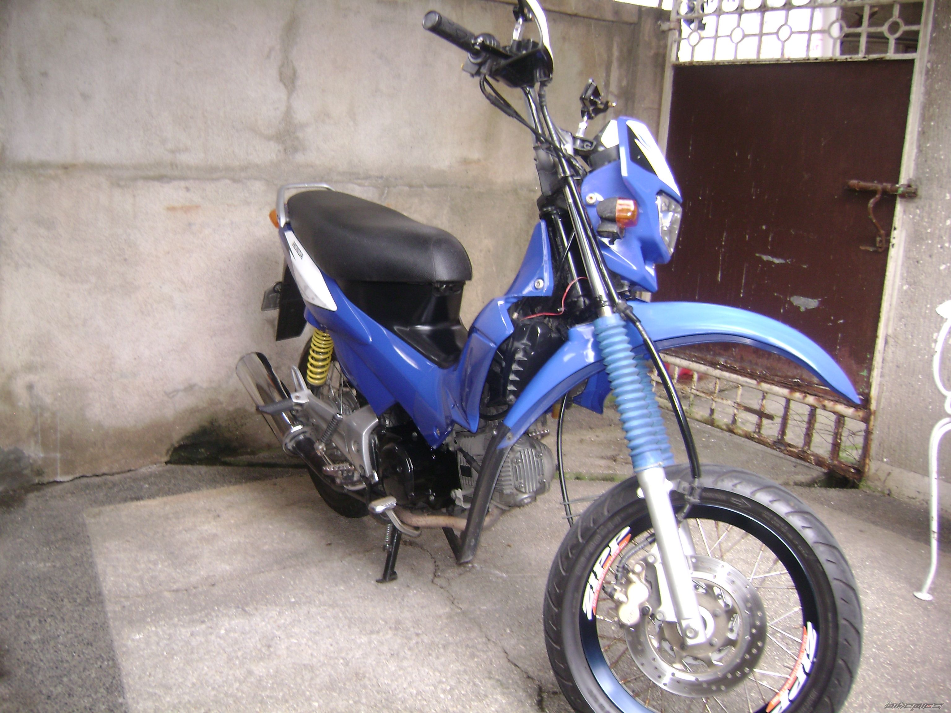 Photo 1728375