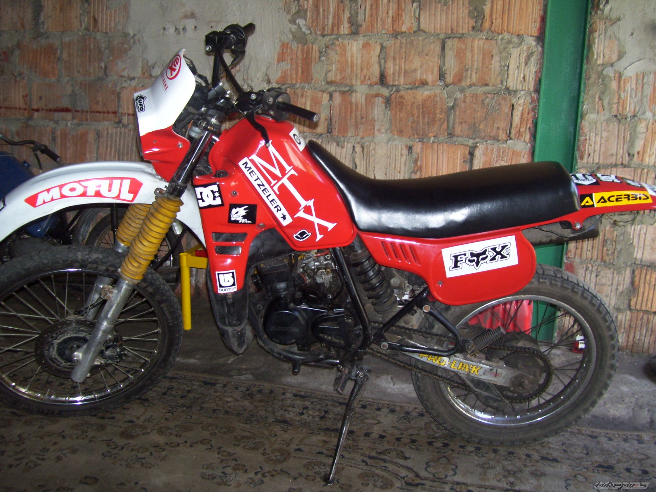 Photo 1728585