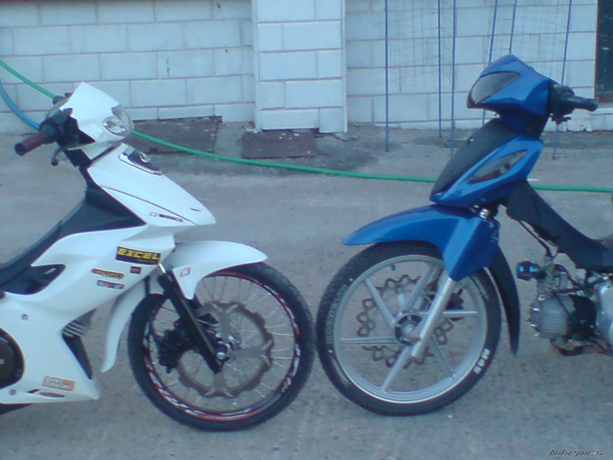Bike Photo 1728698