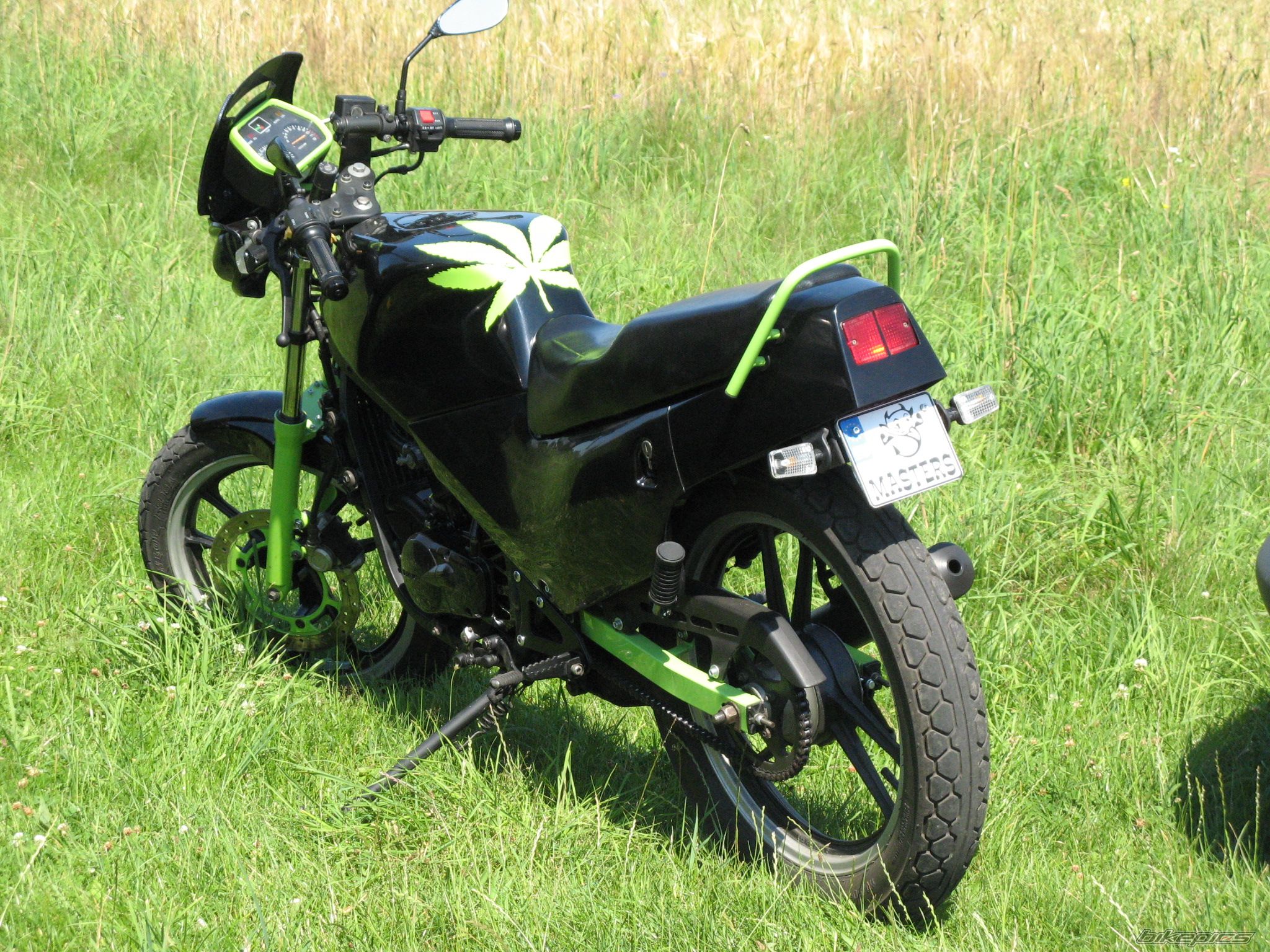 Photo 1728709