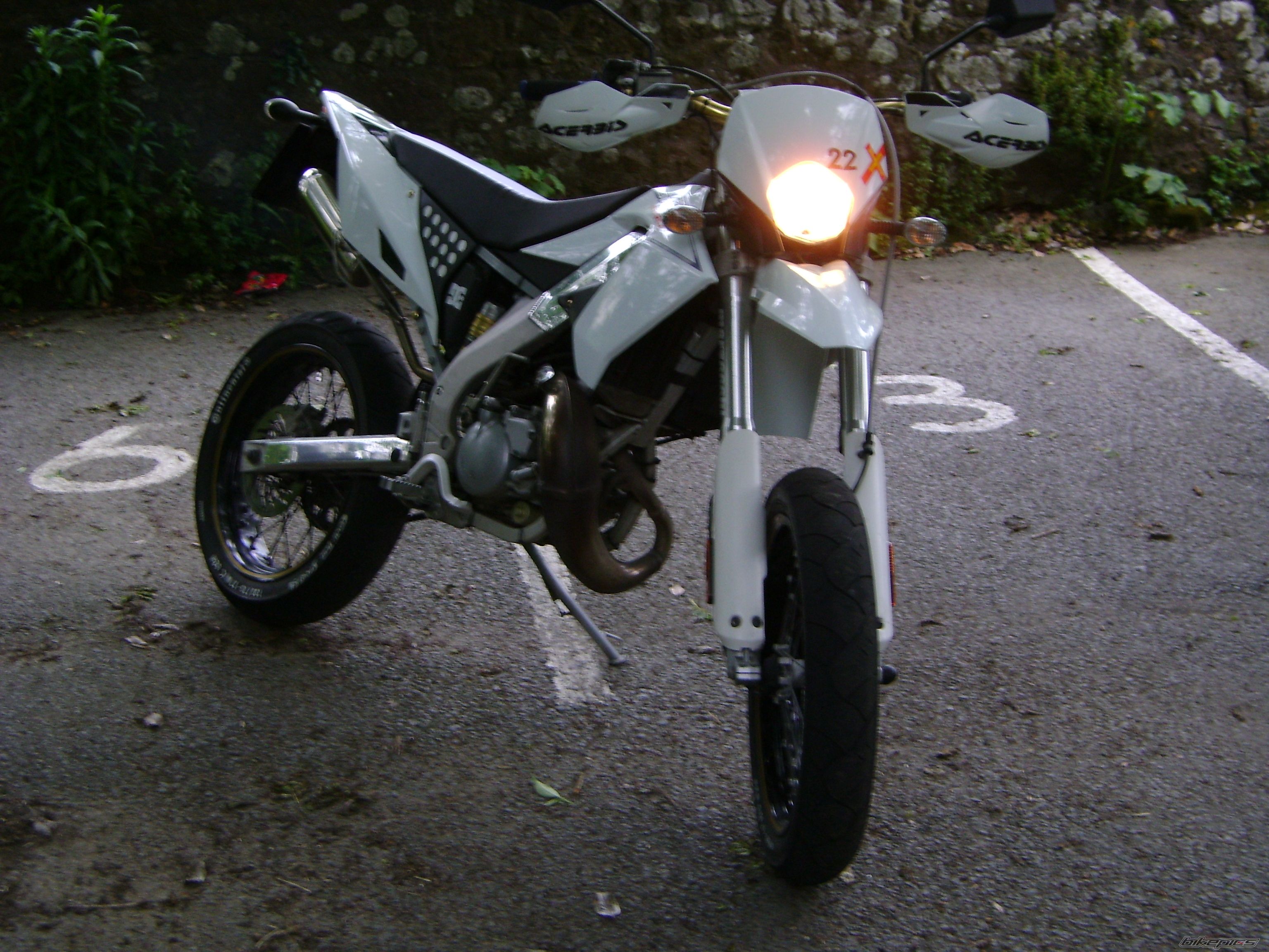 Photo 1728798