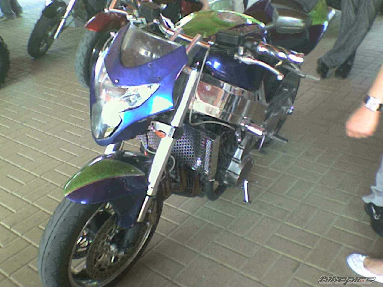 Photo 1729585