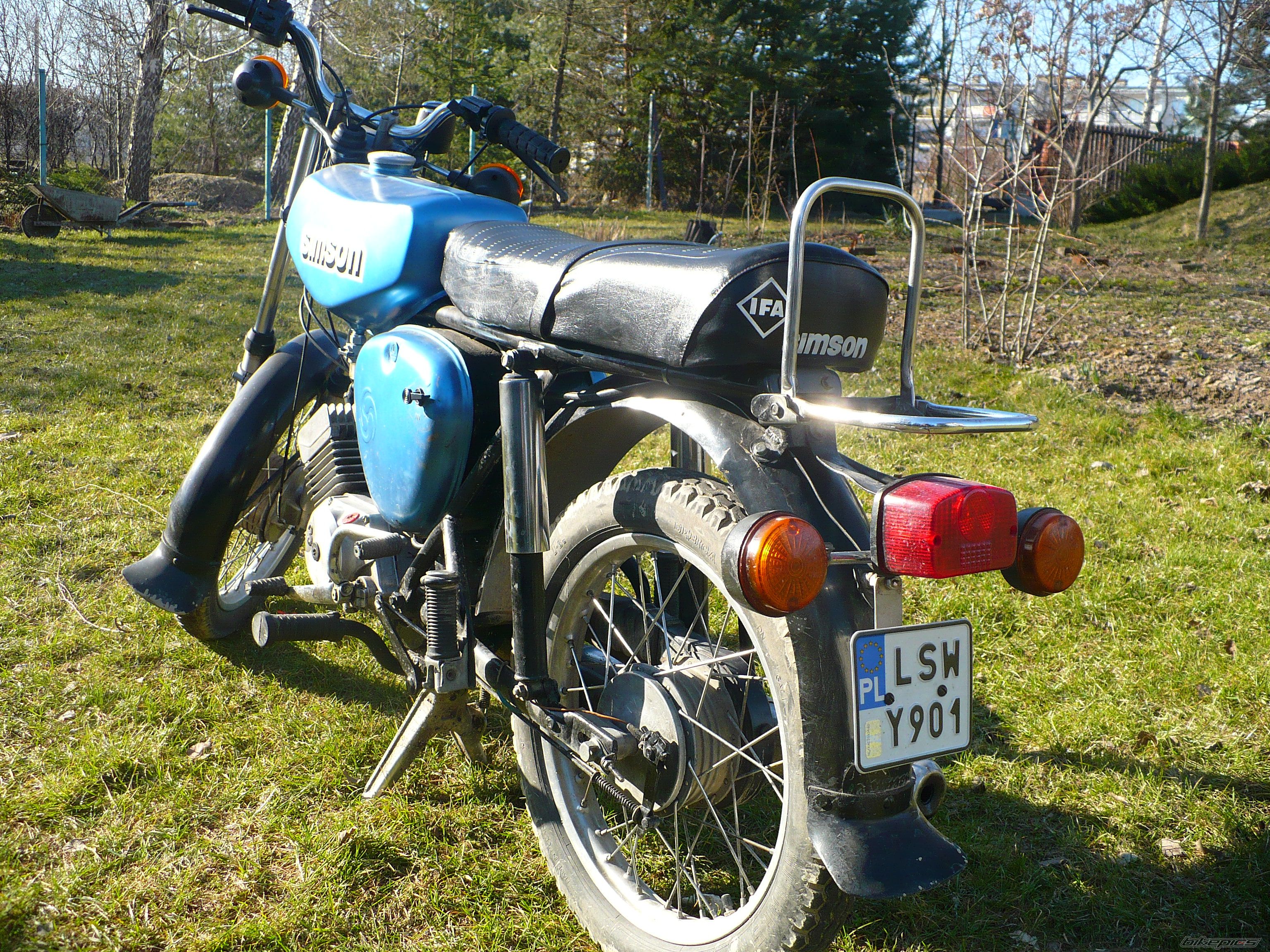 Photo 1729713