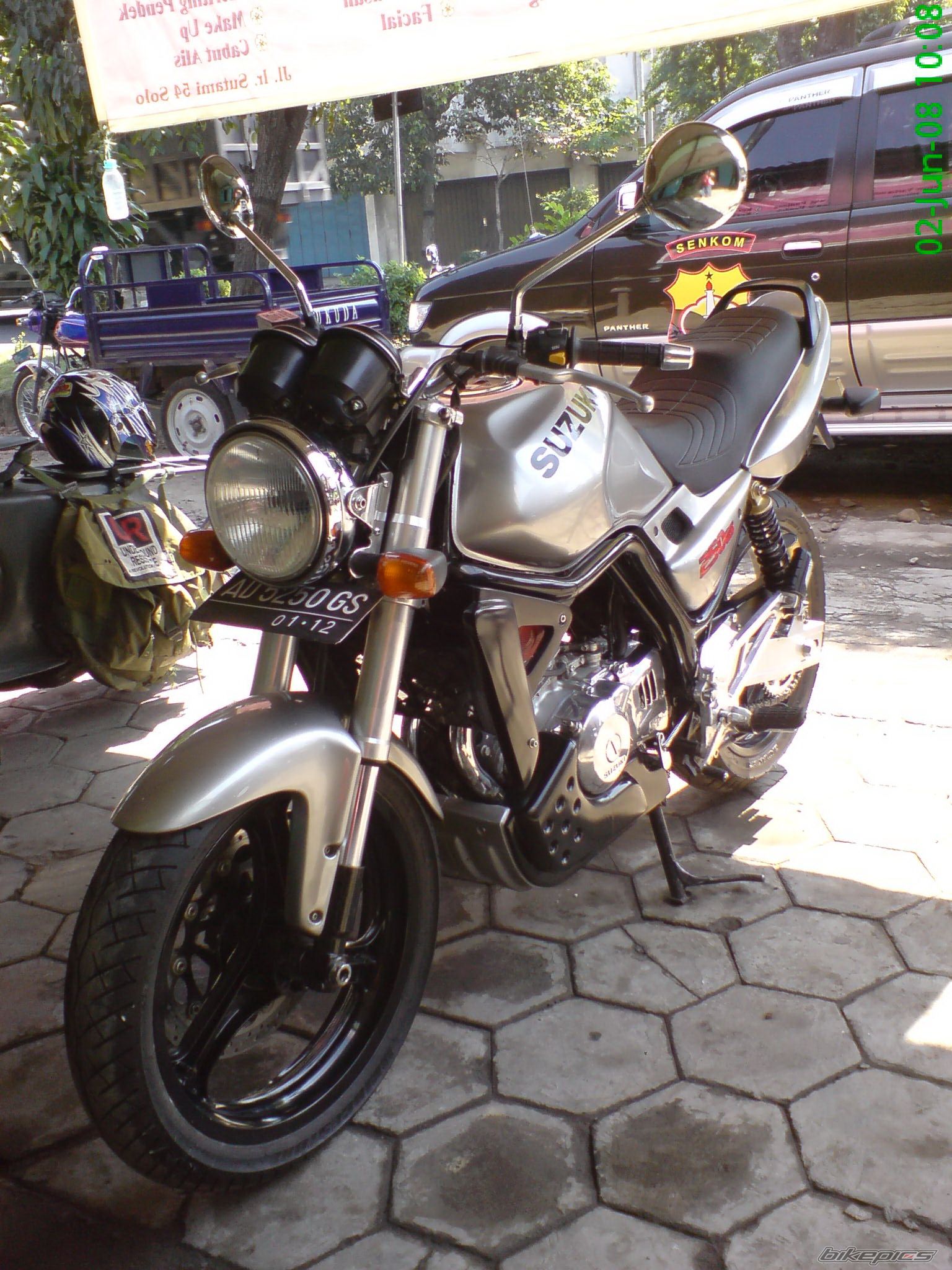 Photo 1729998