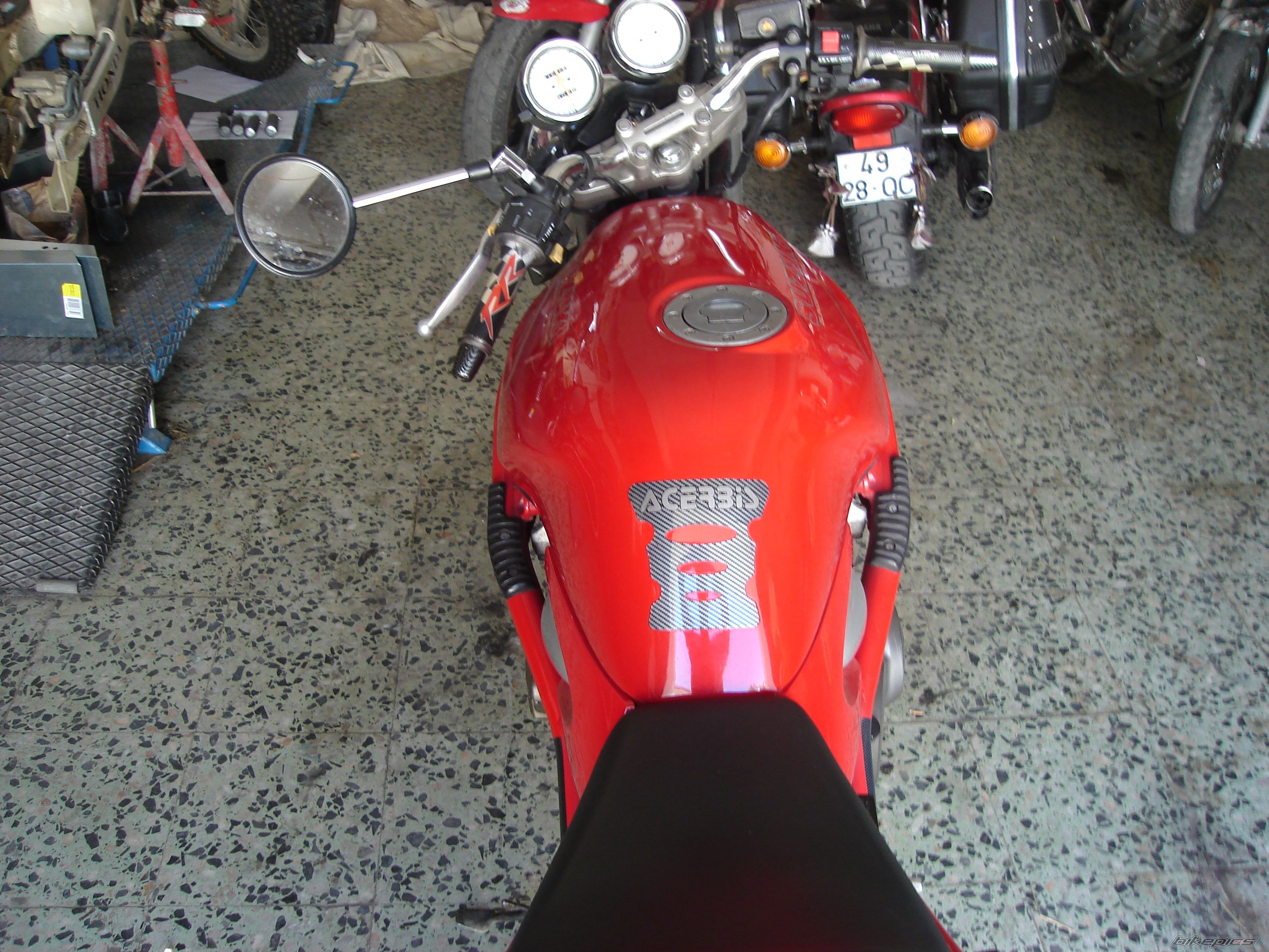 Photo 1730375