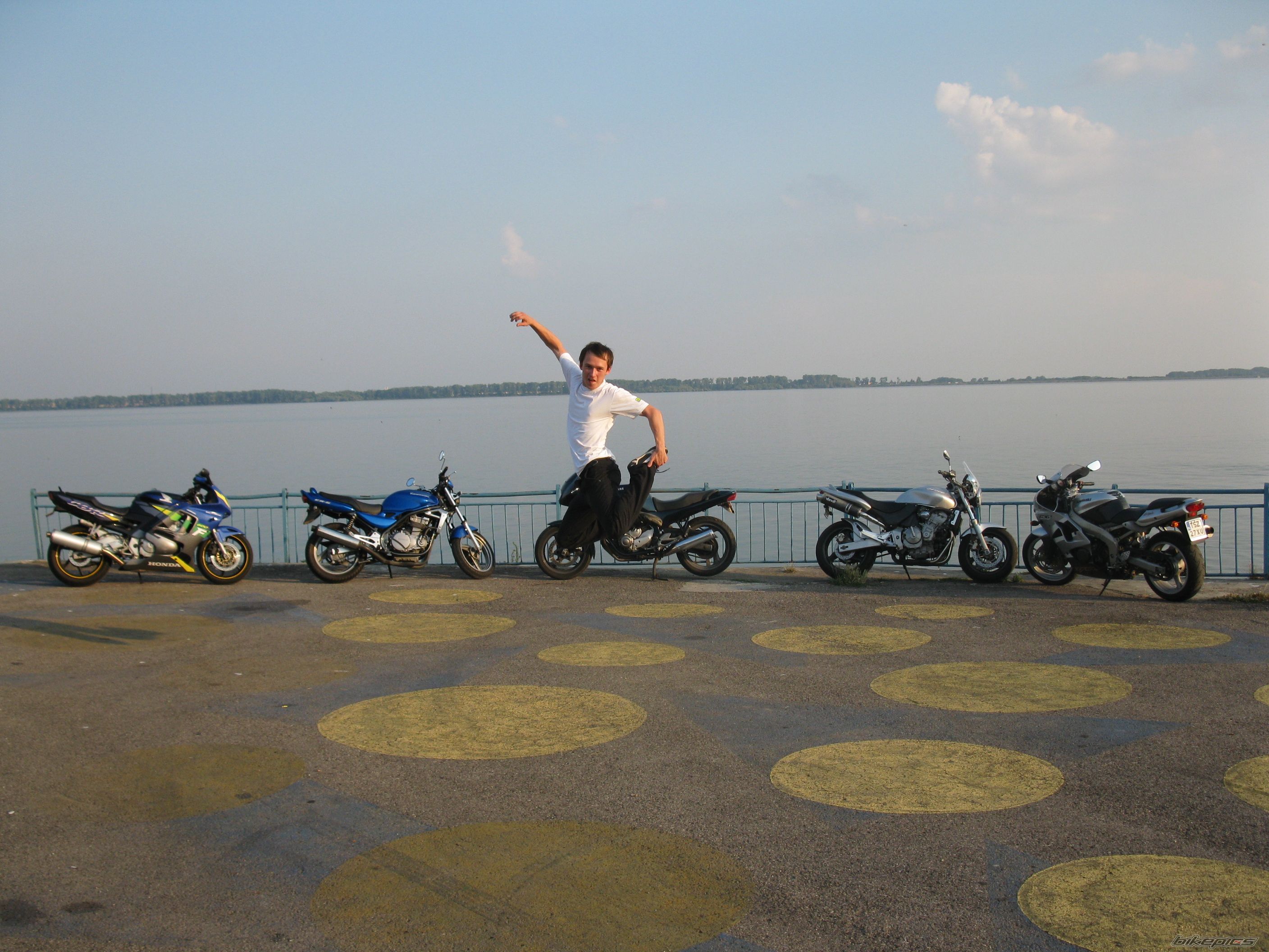 Bike Photo 1731053