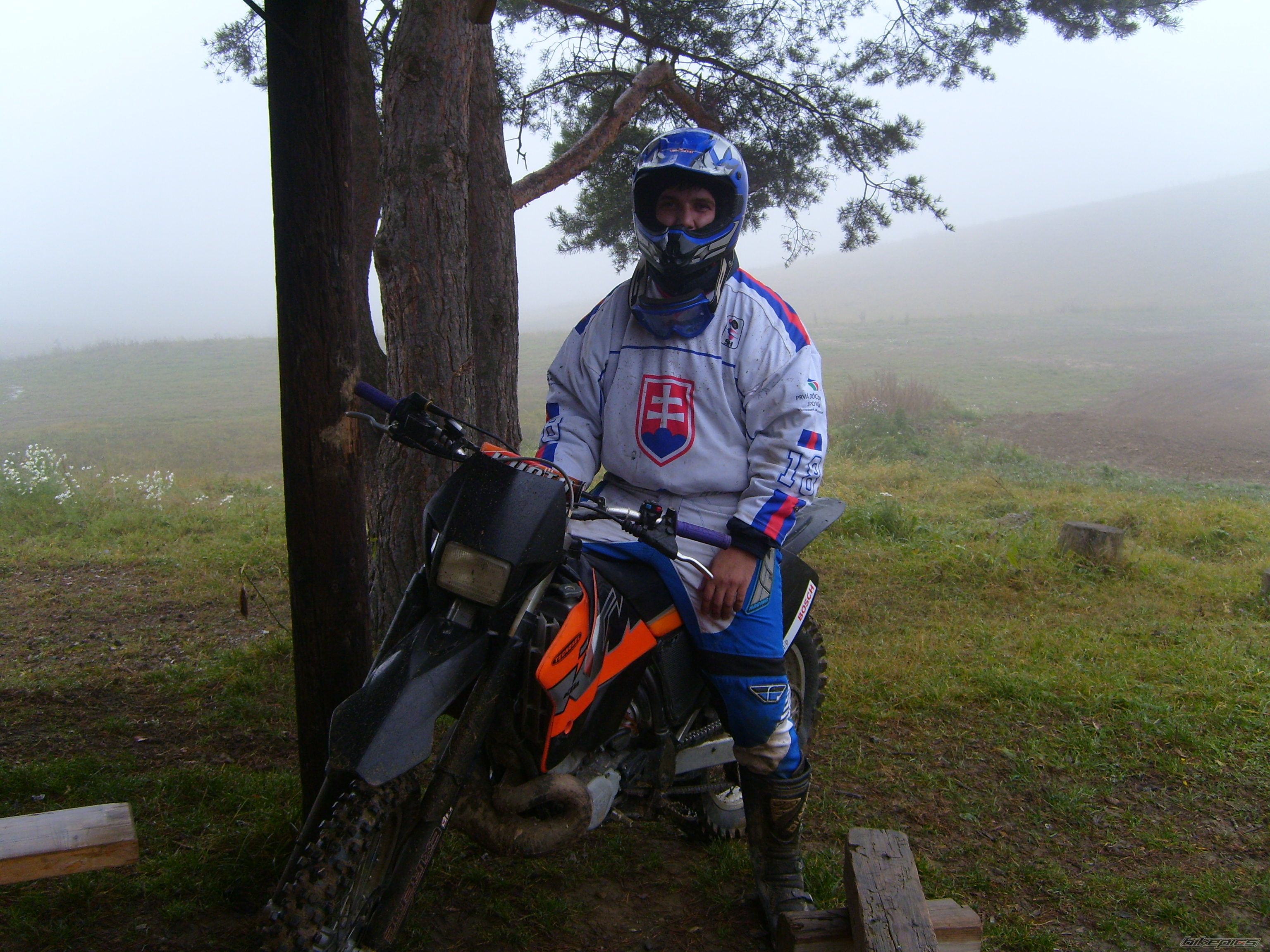 Photo 1732739