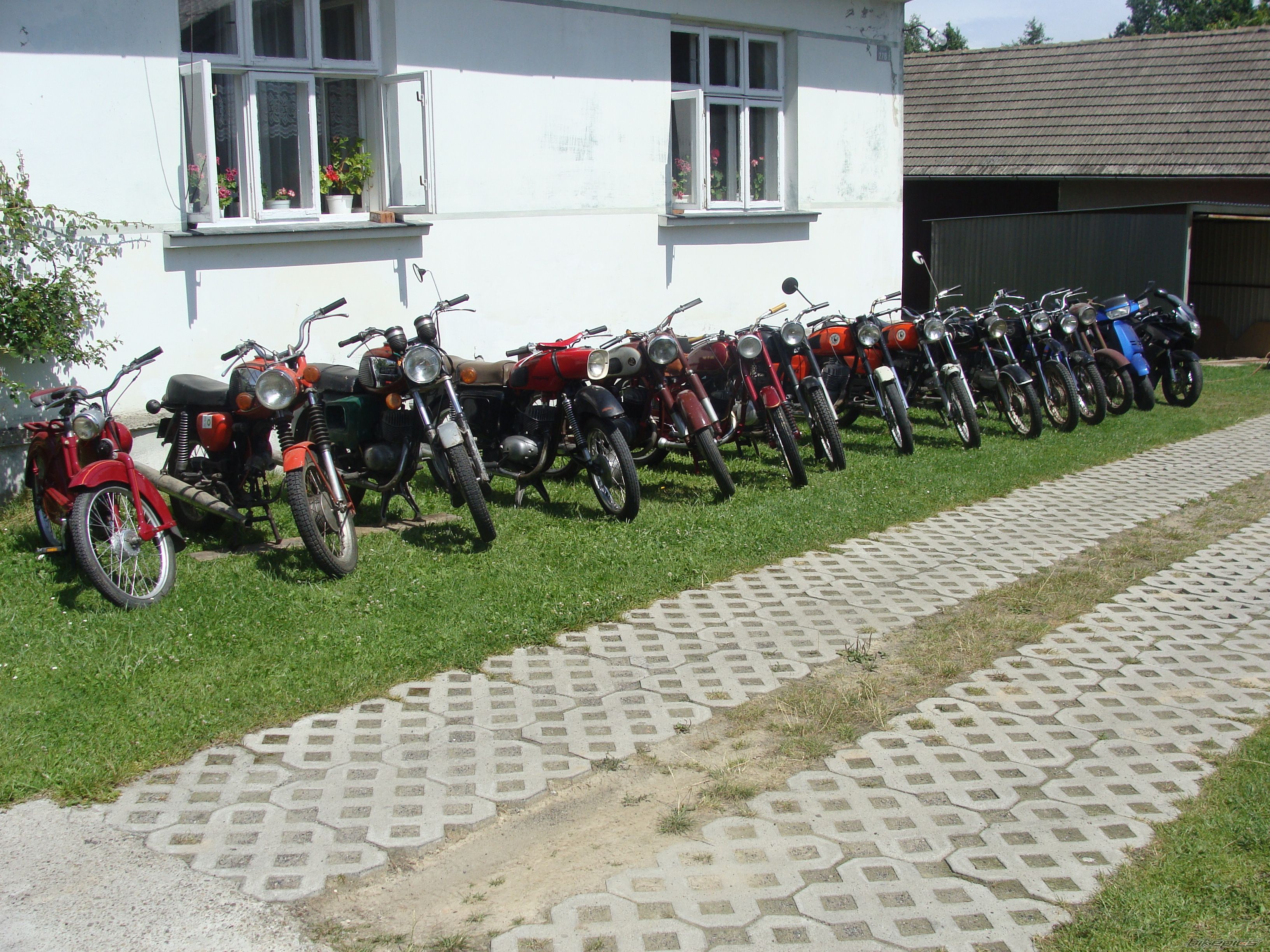 Bike Photo 1733569