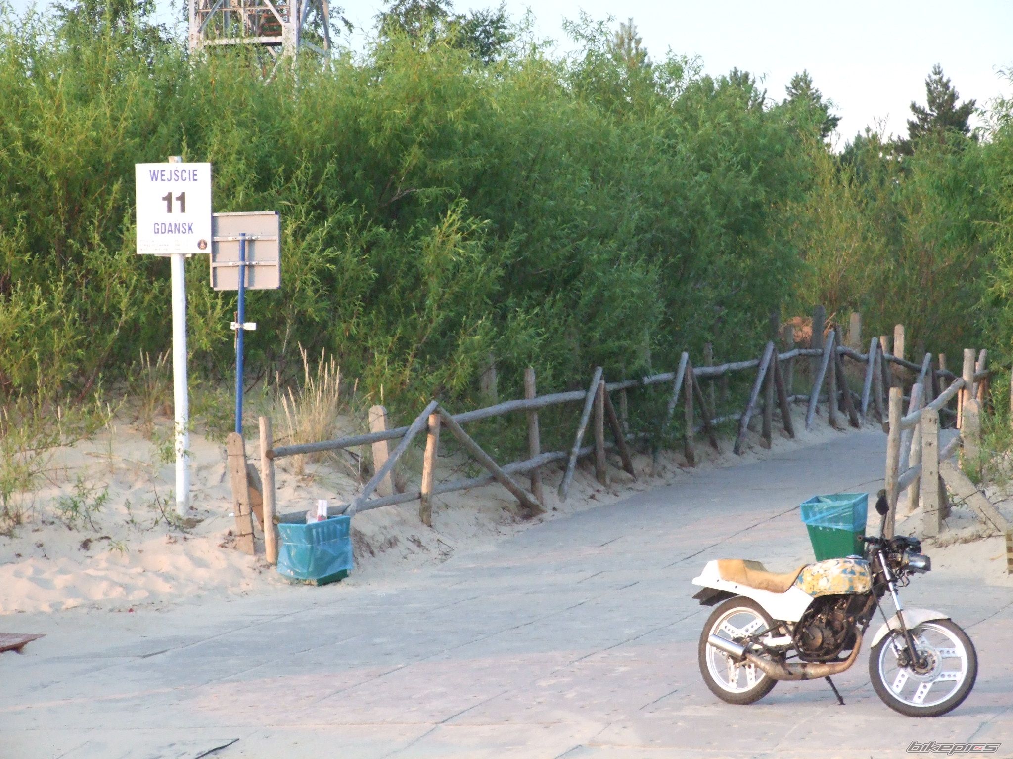 Bike Photo 1733898