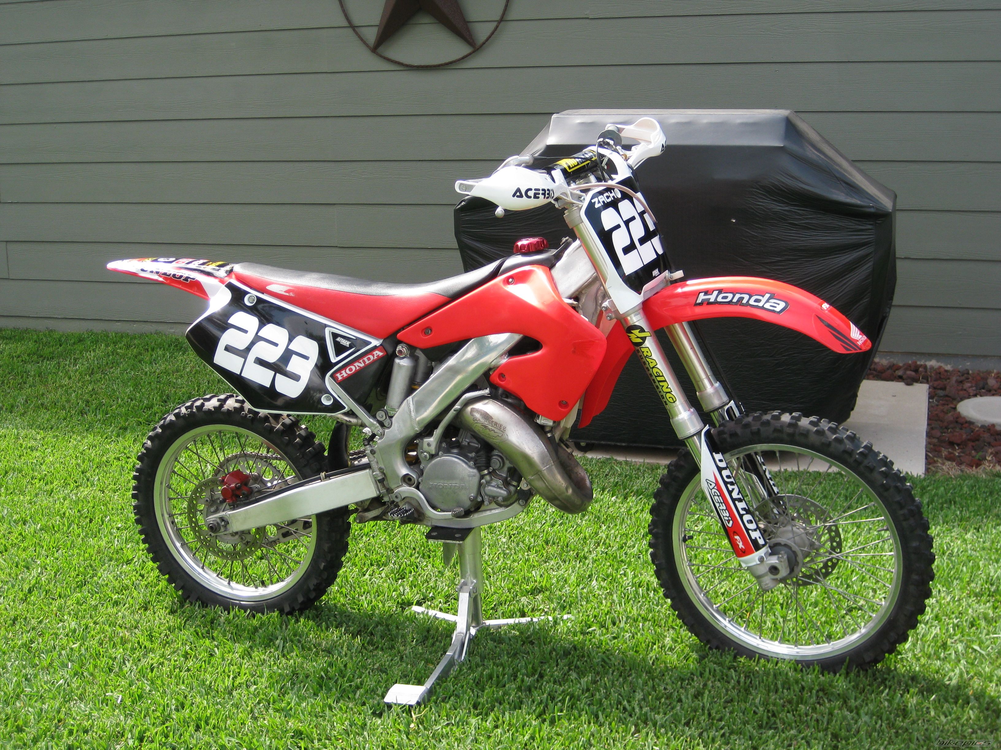 Photo 1734737