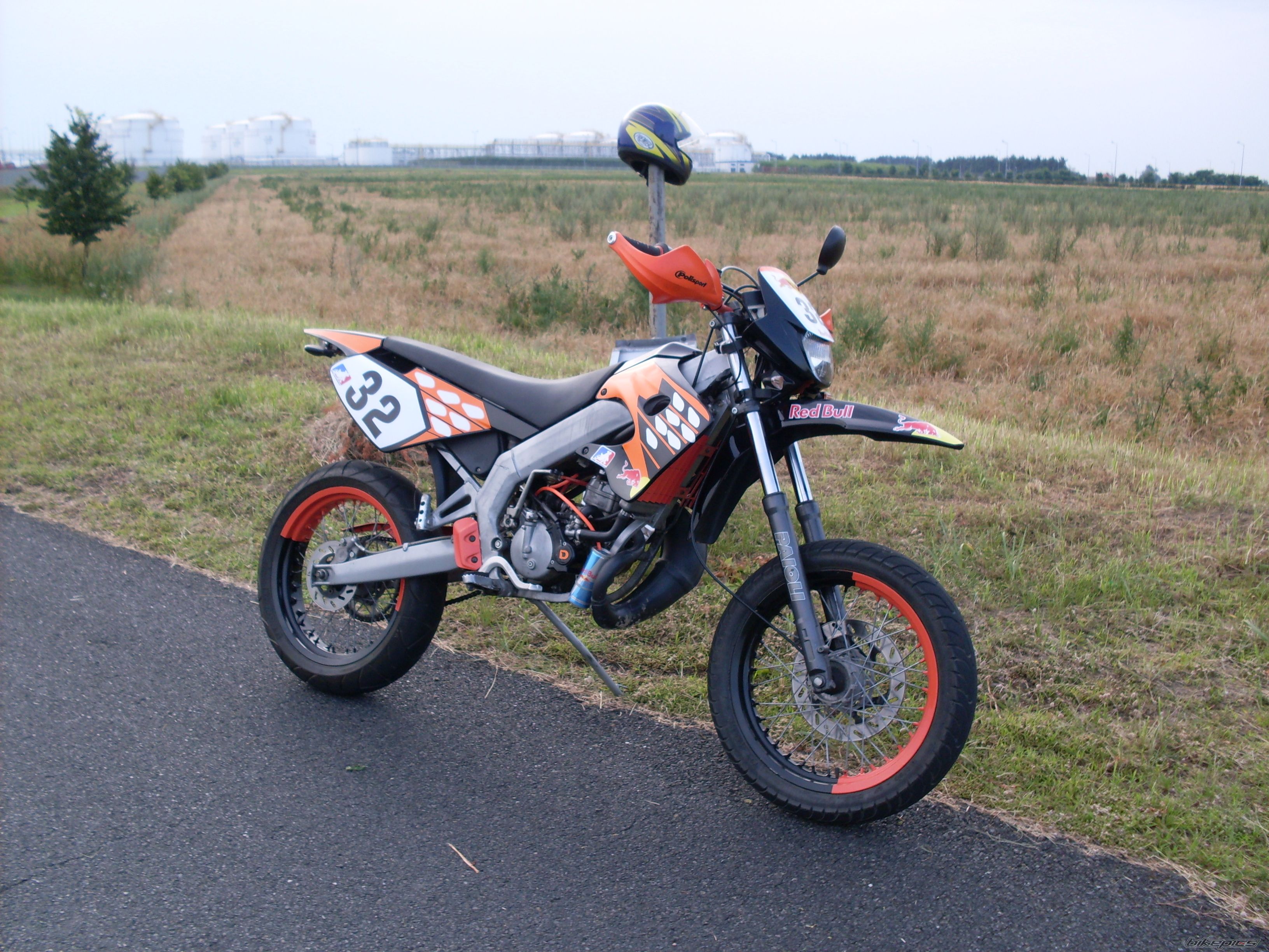 Photo 1735021