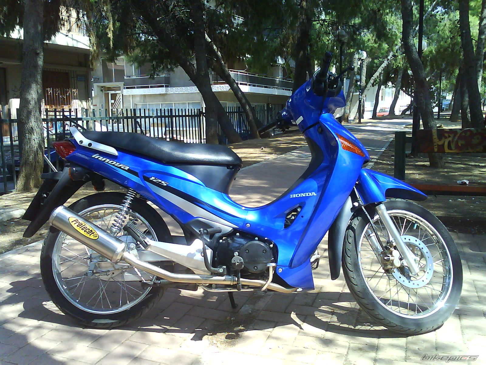 Photo 1735211