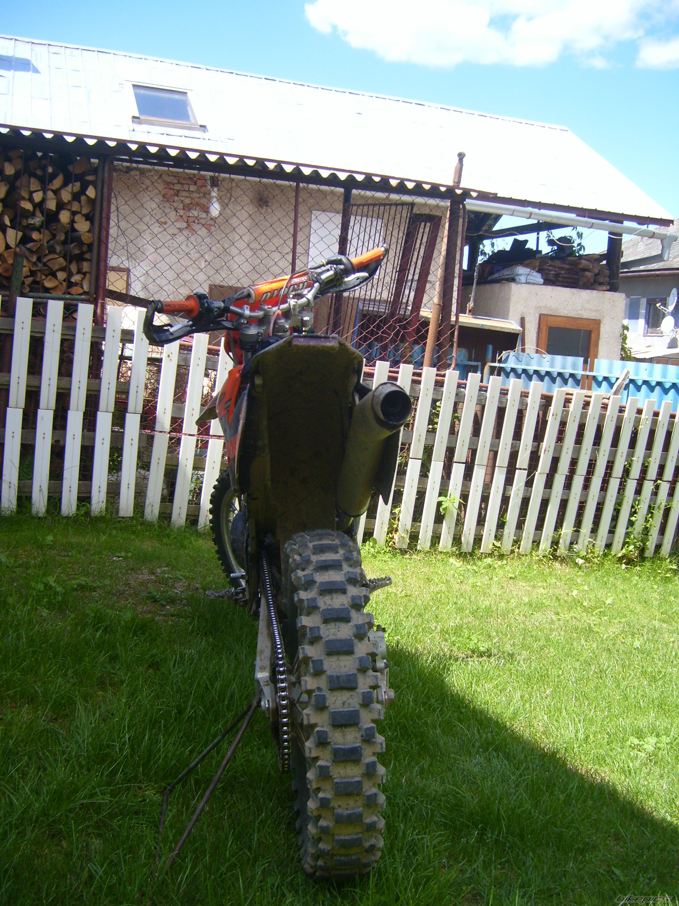 Photo 1736045