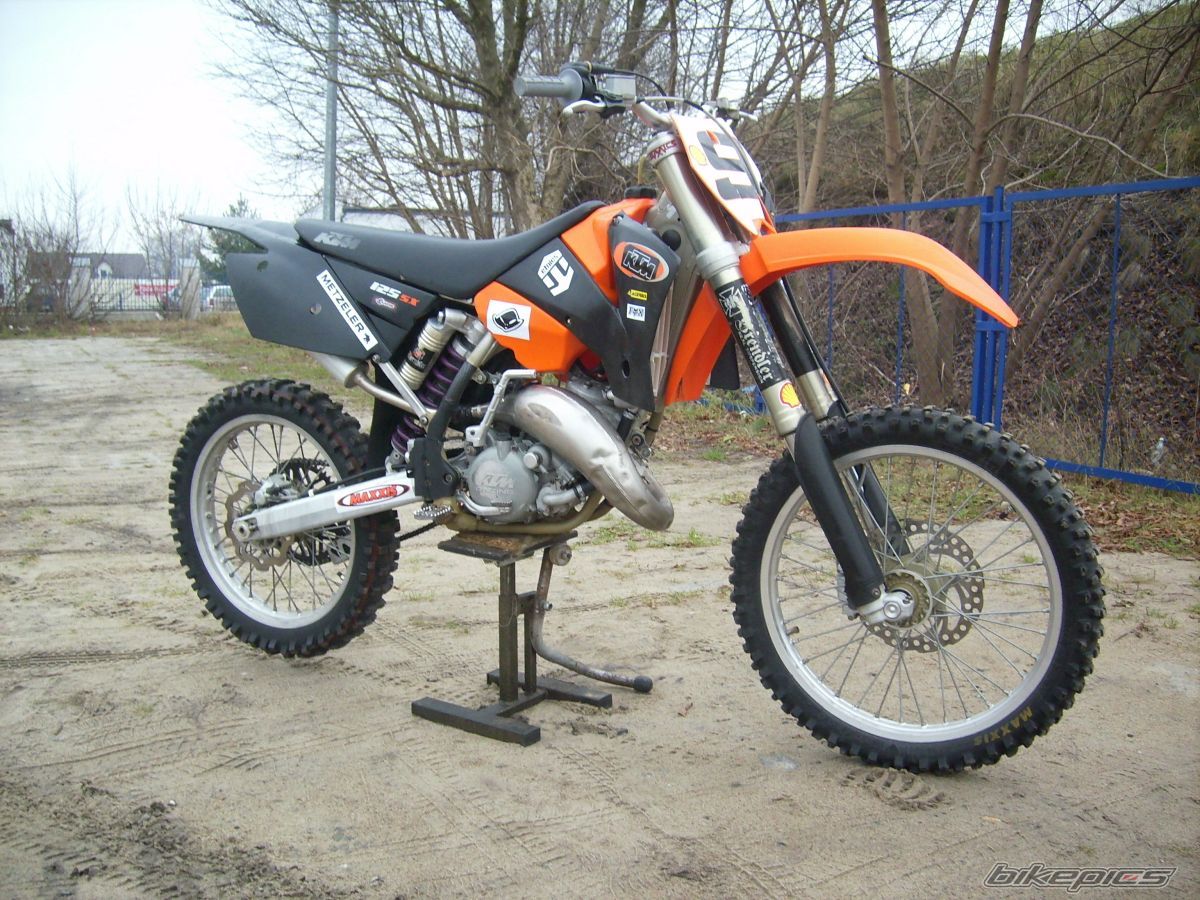 Bike Photo 1736085