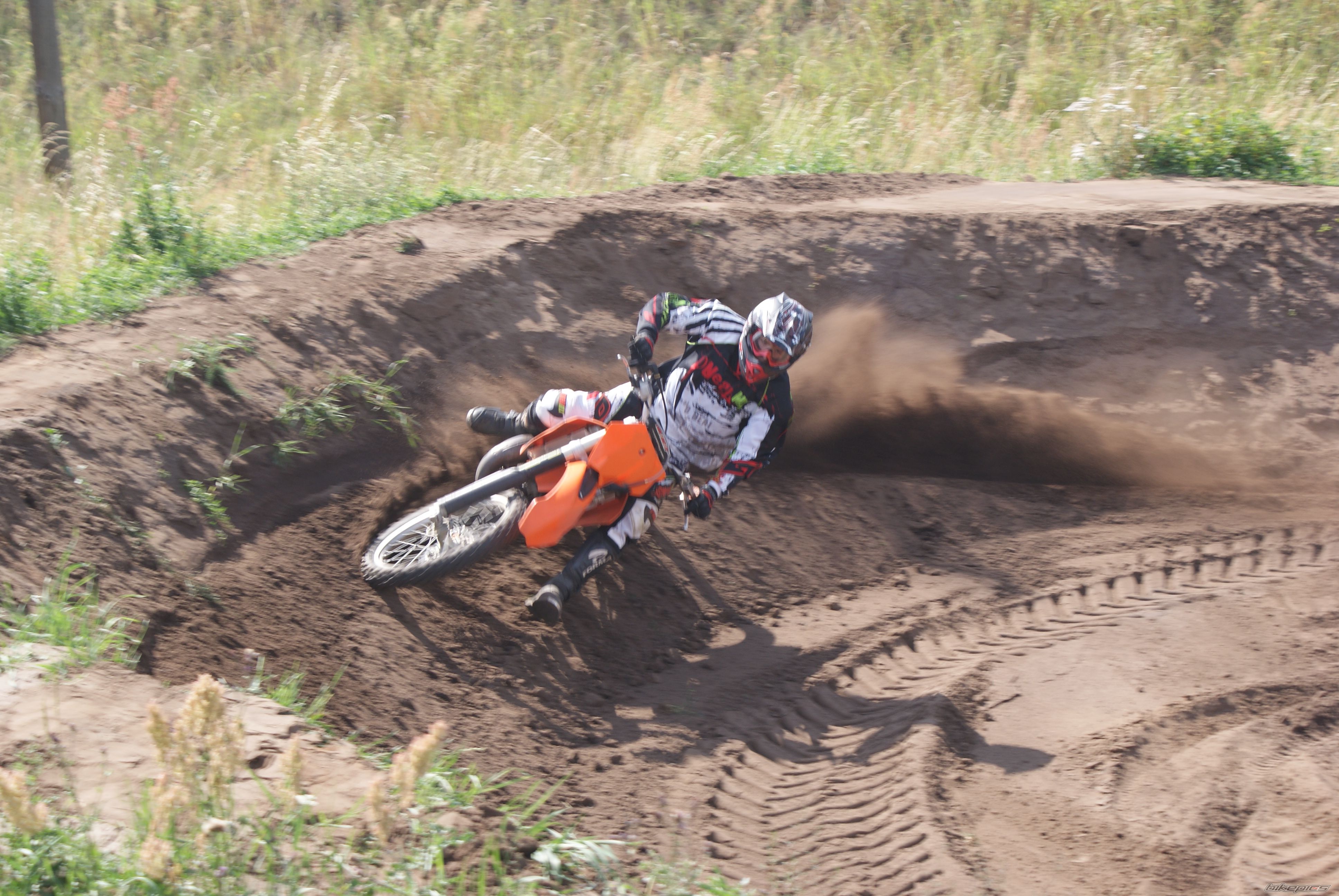 Bike Photo 1736105
