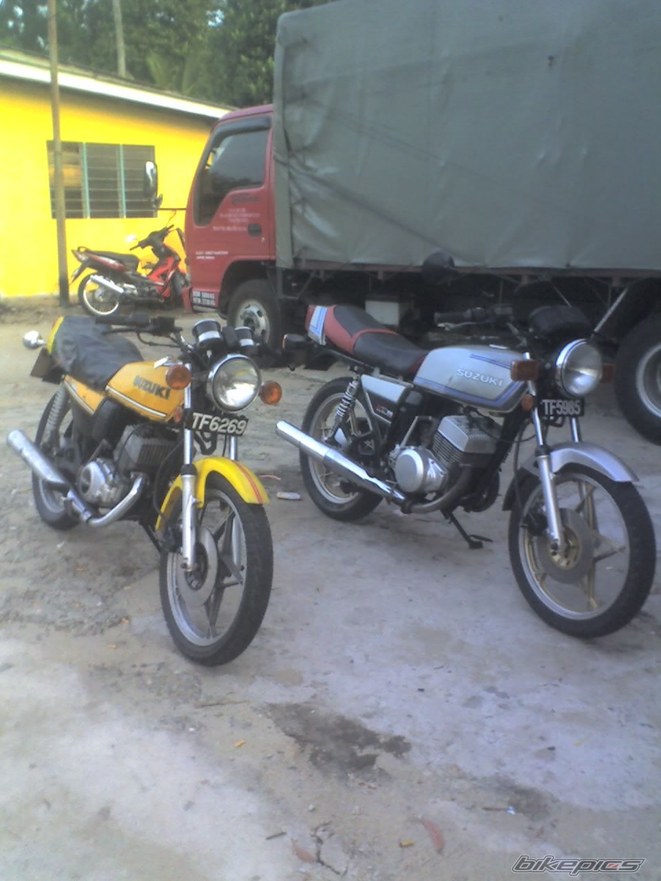 Photo 1736125