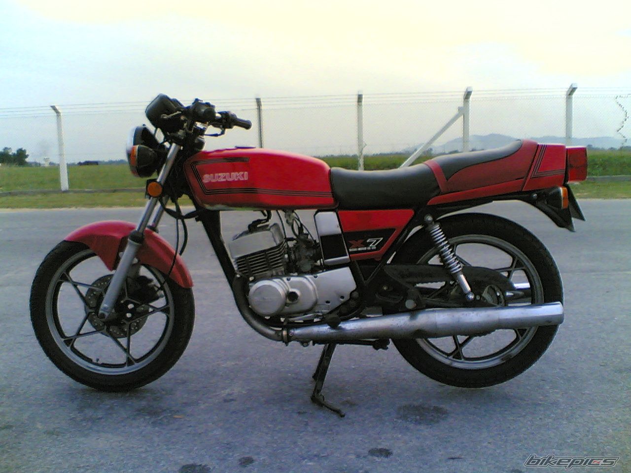 Photo 1736146