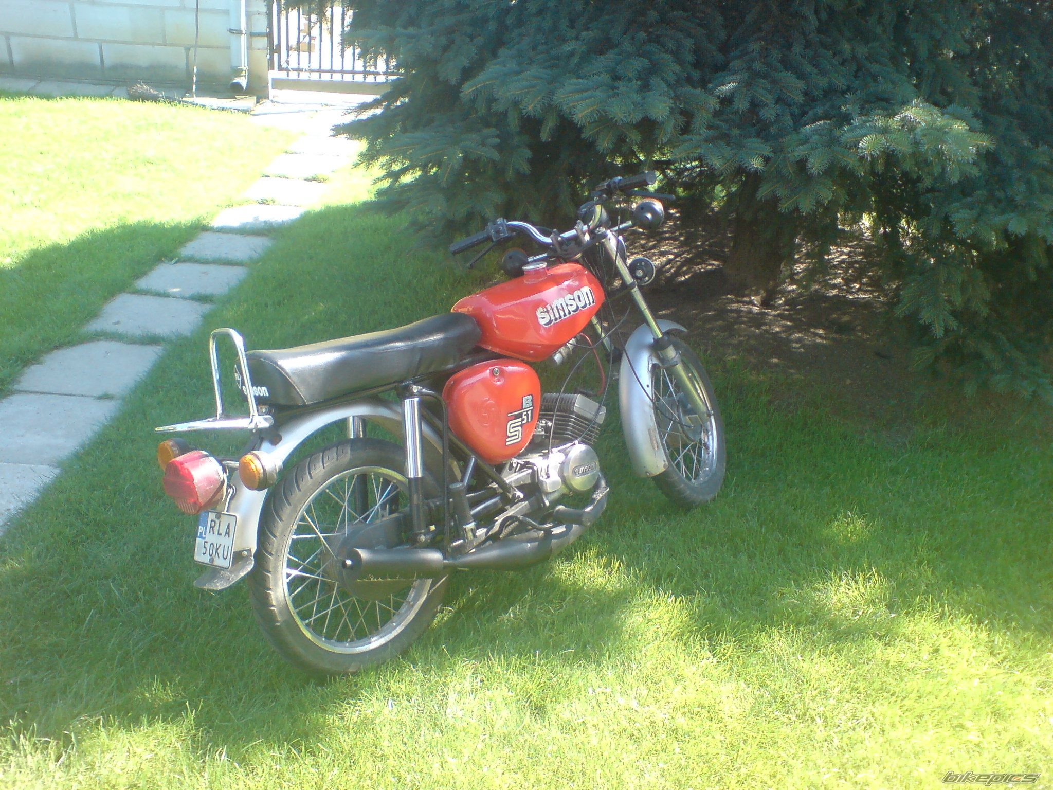 Photo 1736155