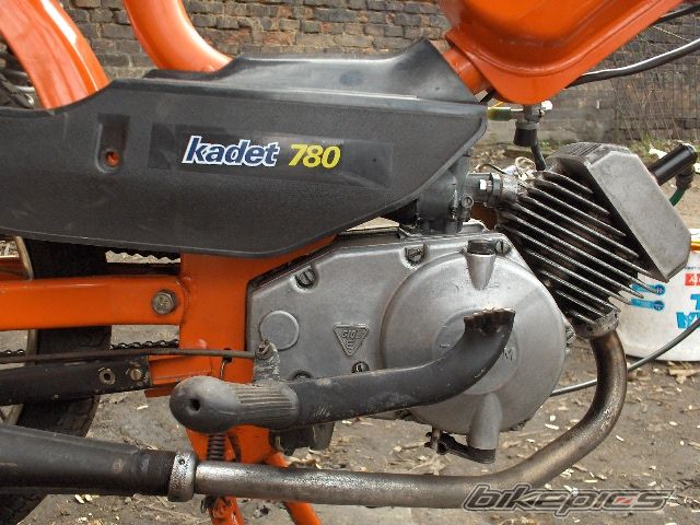 Photo 1736196