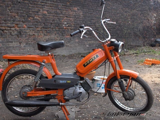 Photo 1736197