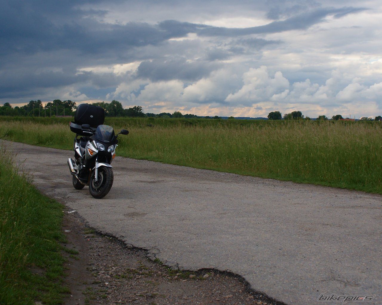 Bike Photo 1736307