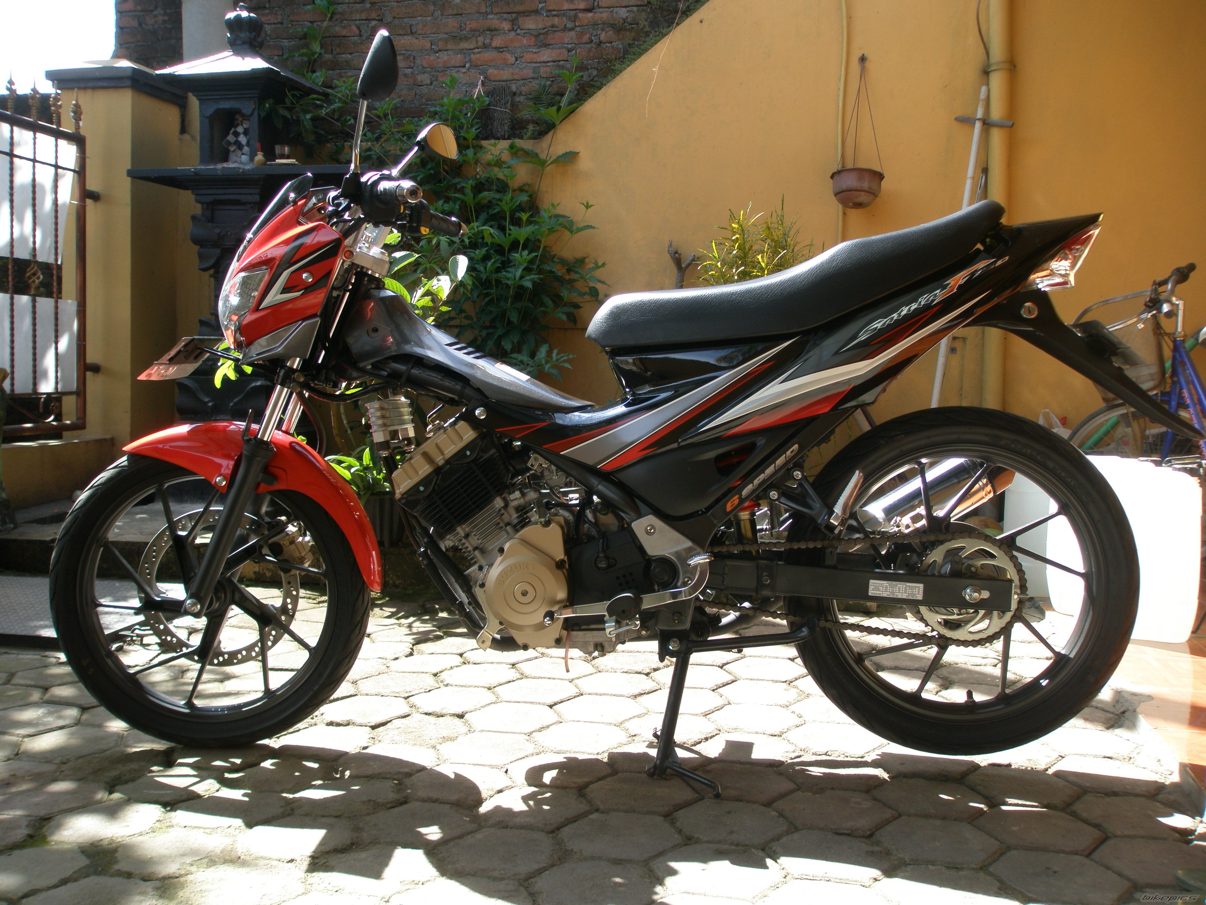 Photo 1736430