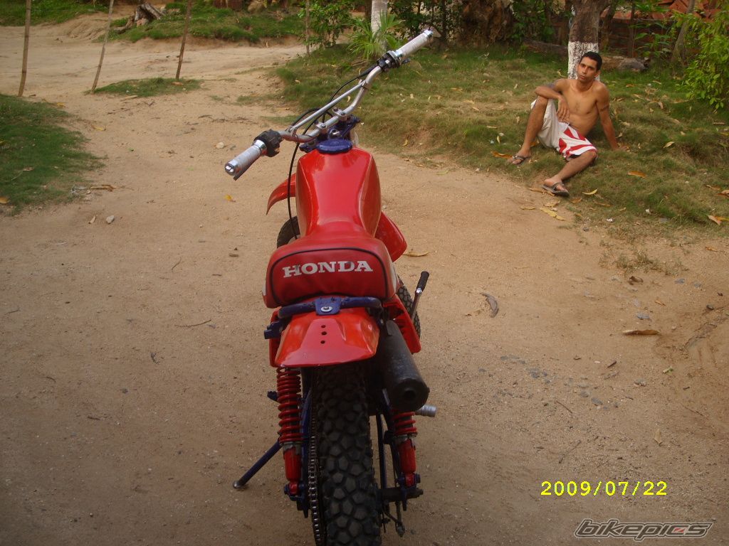 Photo 1736469