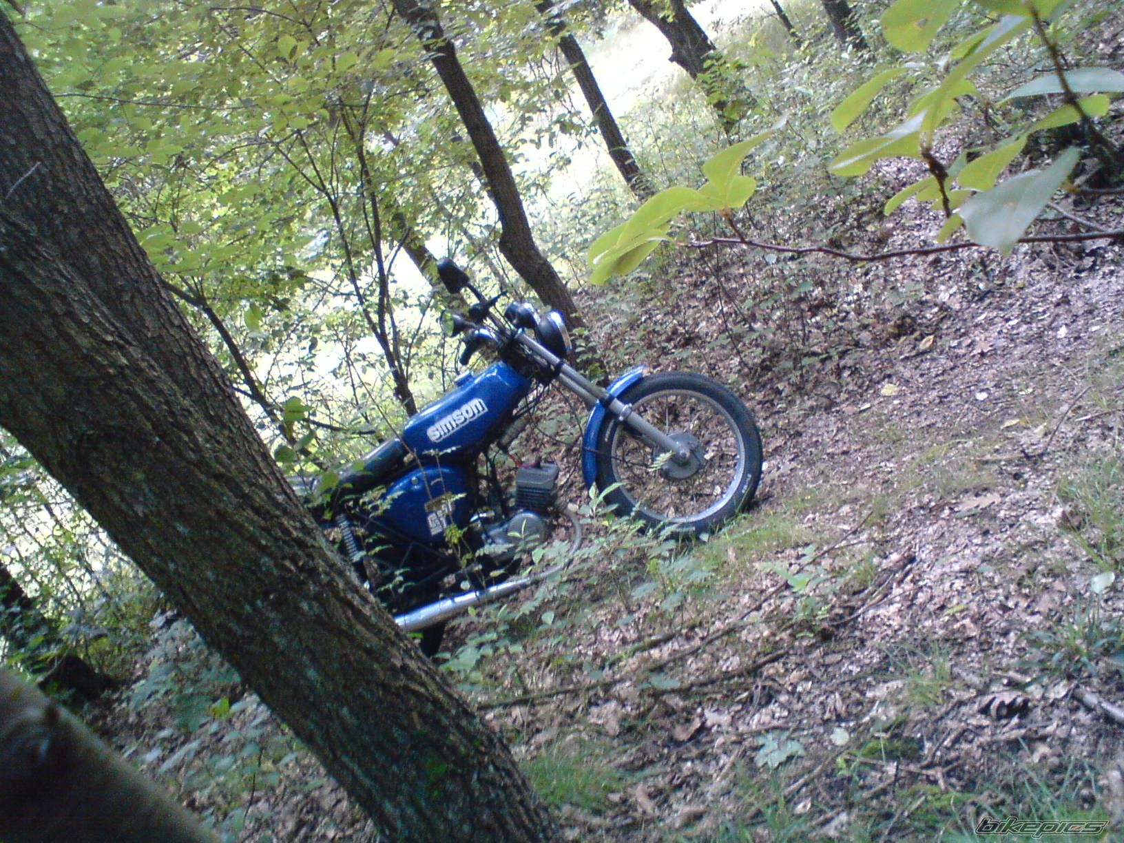 Photo 1736785