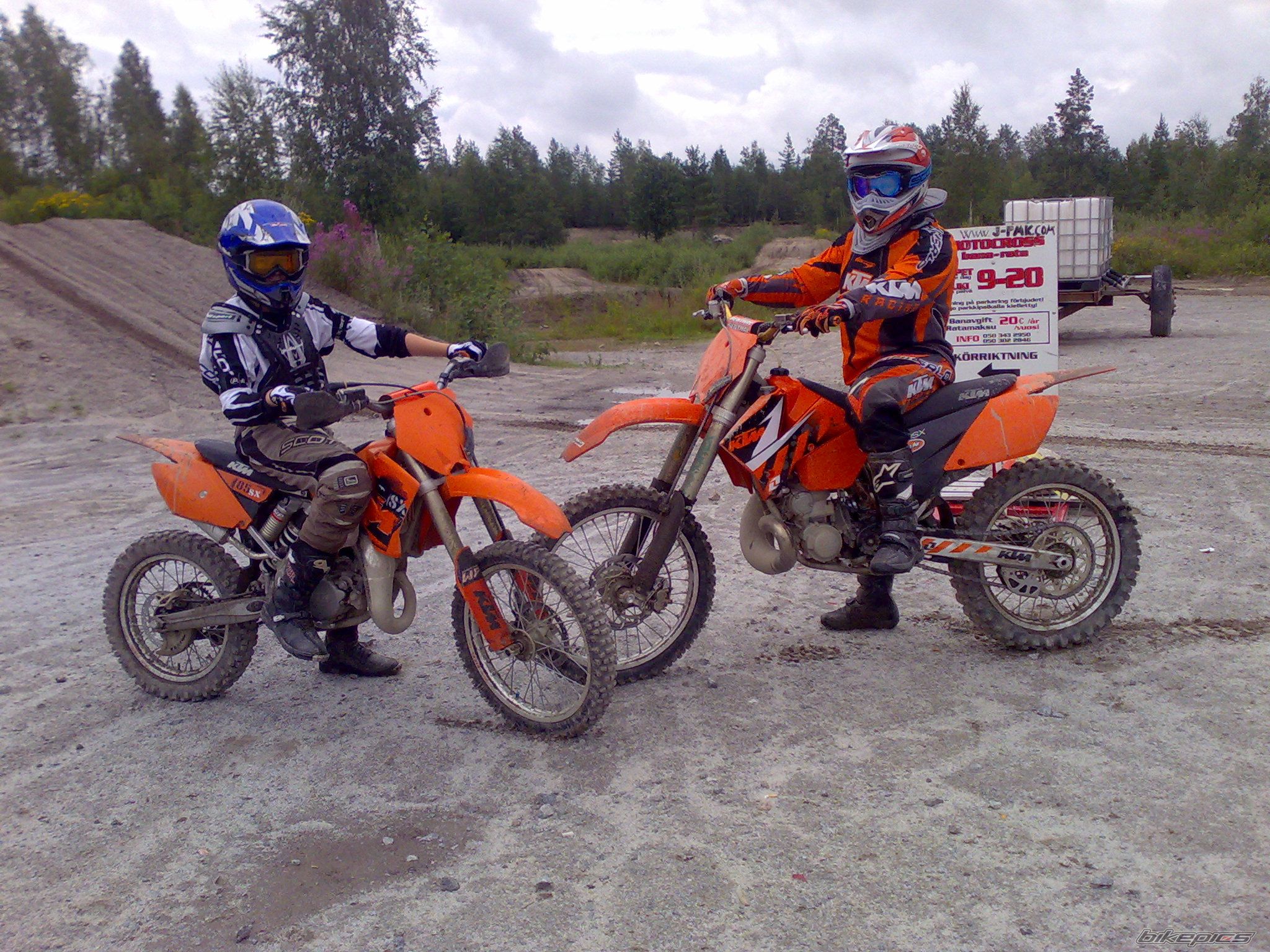 Photo 1736815