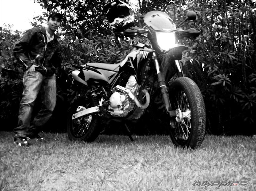 Photo 1737128
