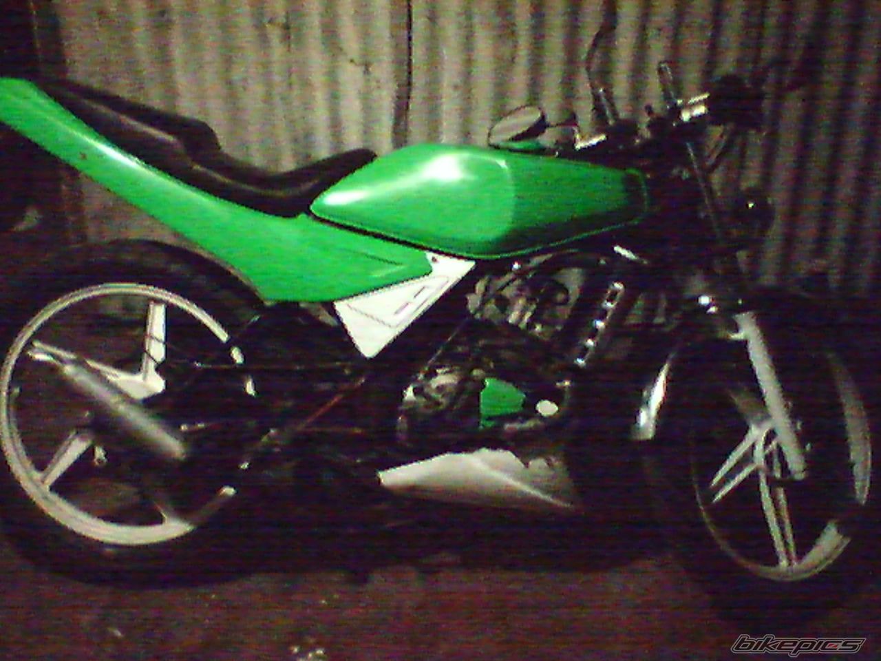 Photo 1737691