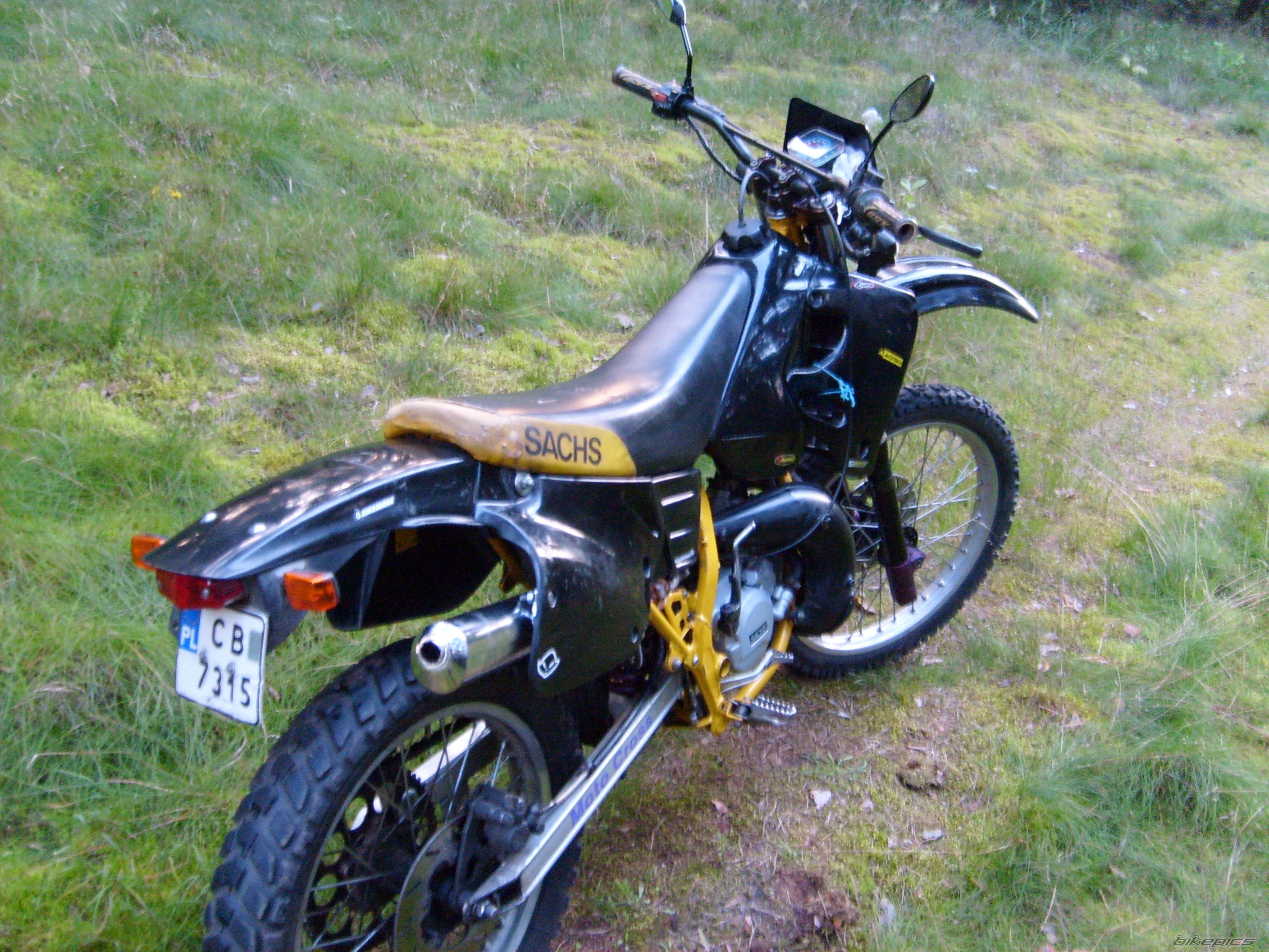 Photo 1737793