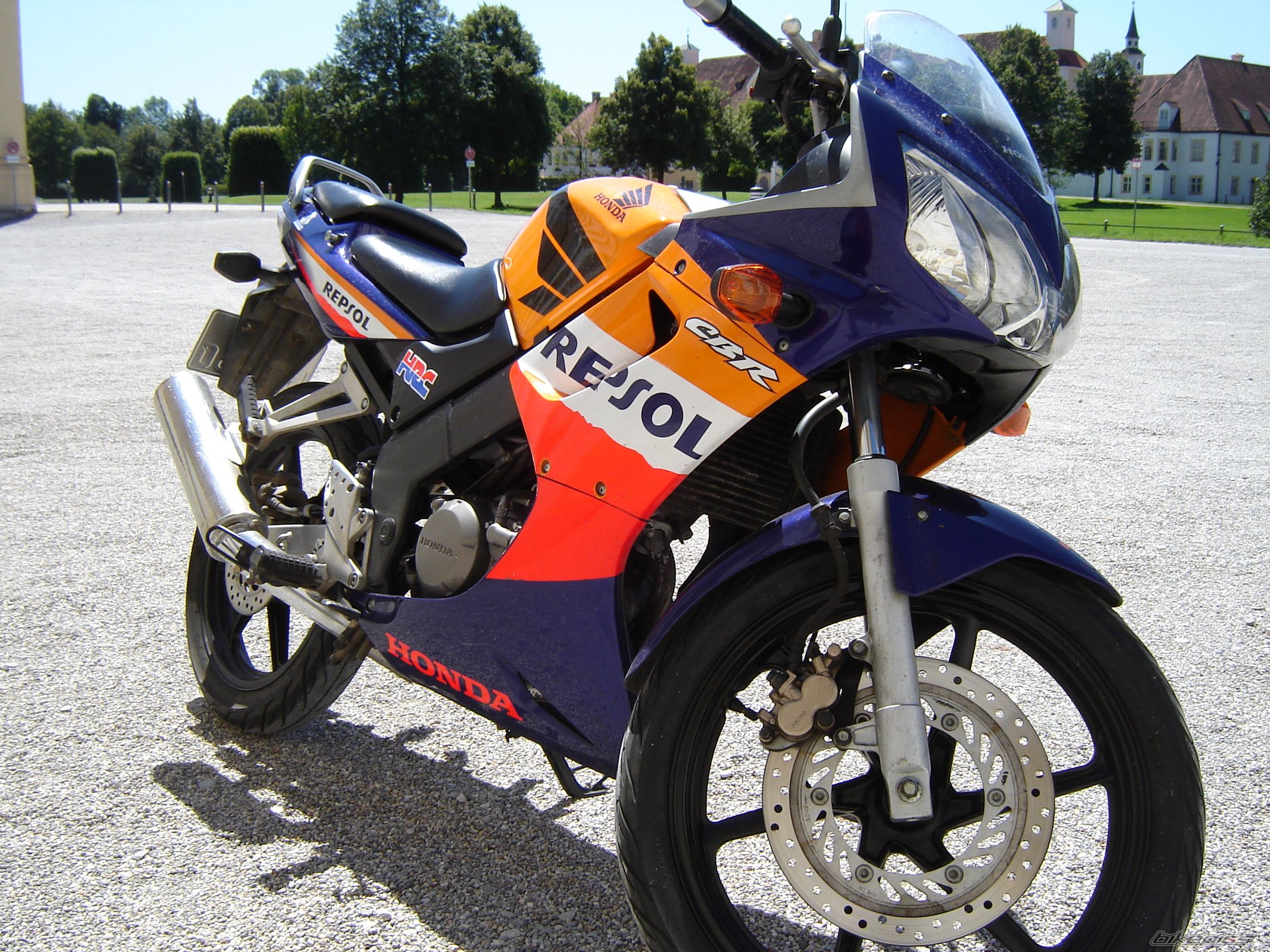 Bike Photo 1737945