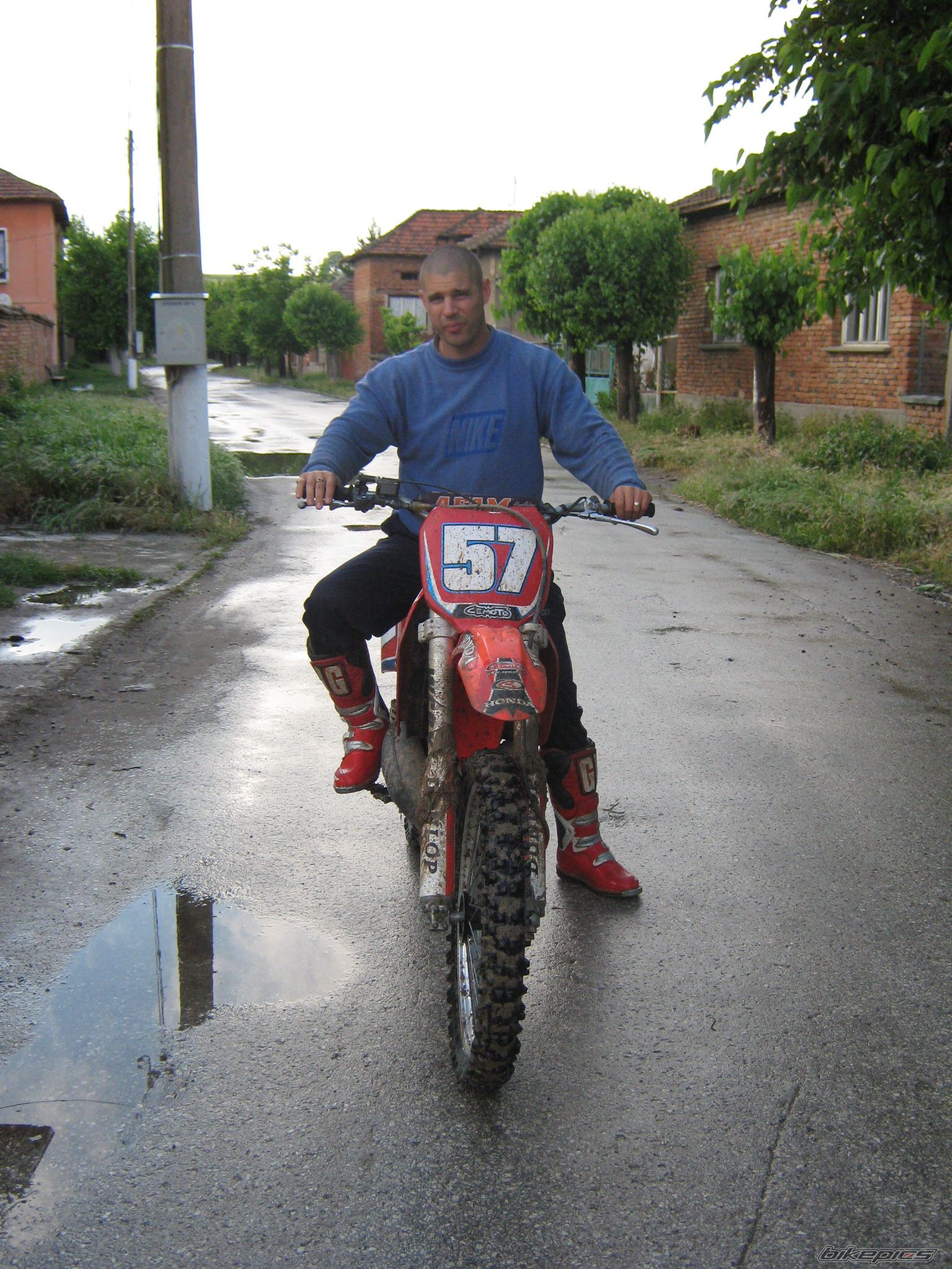 Bike Photo 1738063