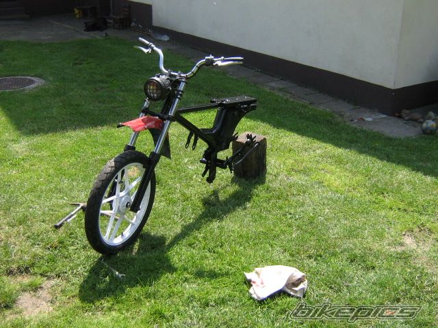 Photo 1738767