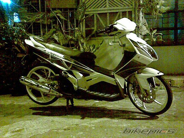 Photo 1738784