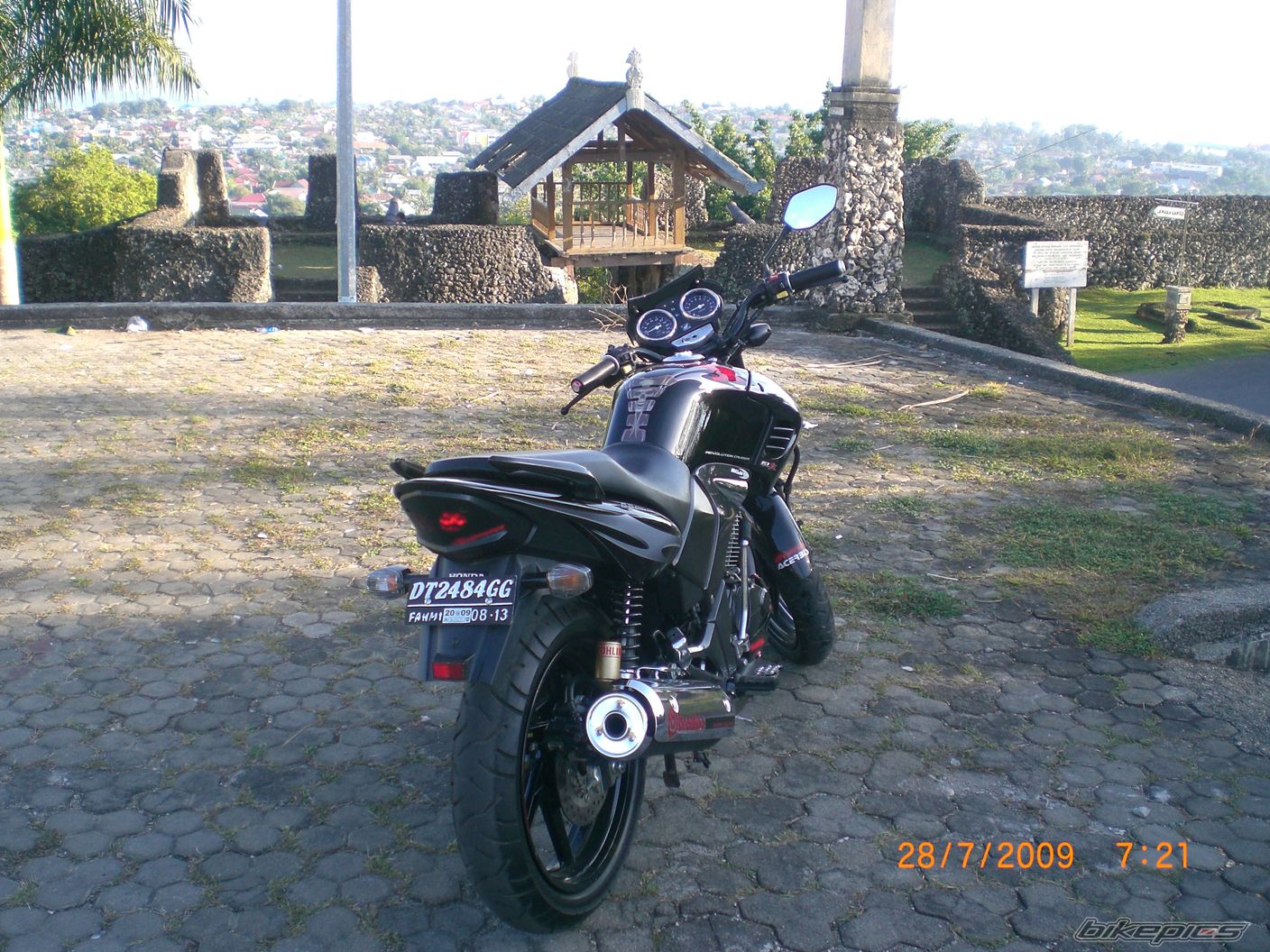 Photo 1738809