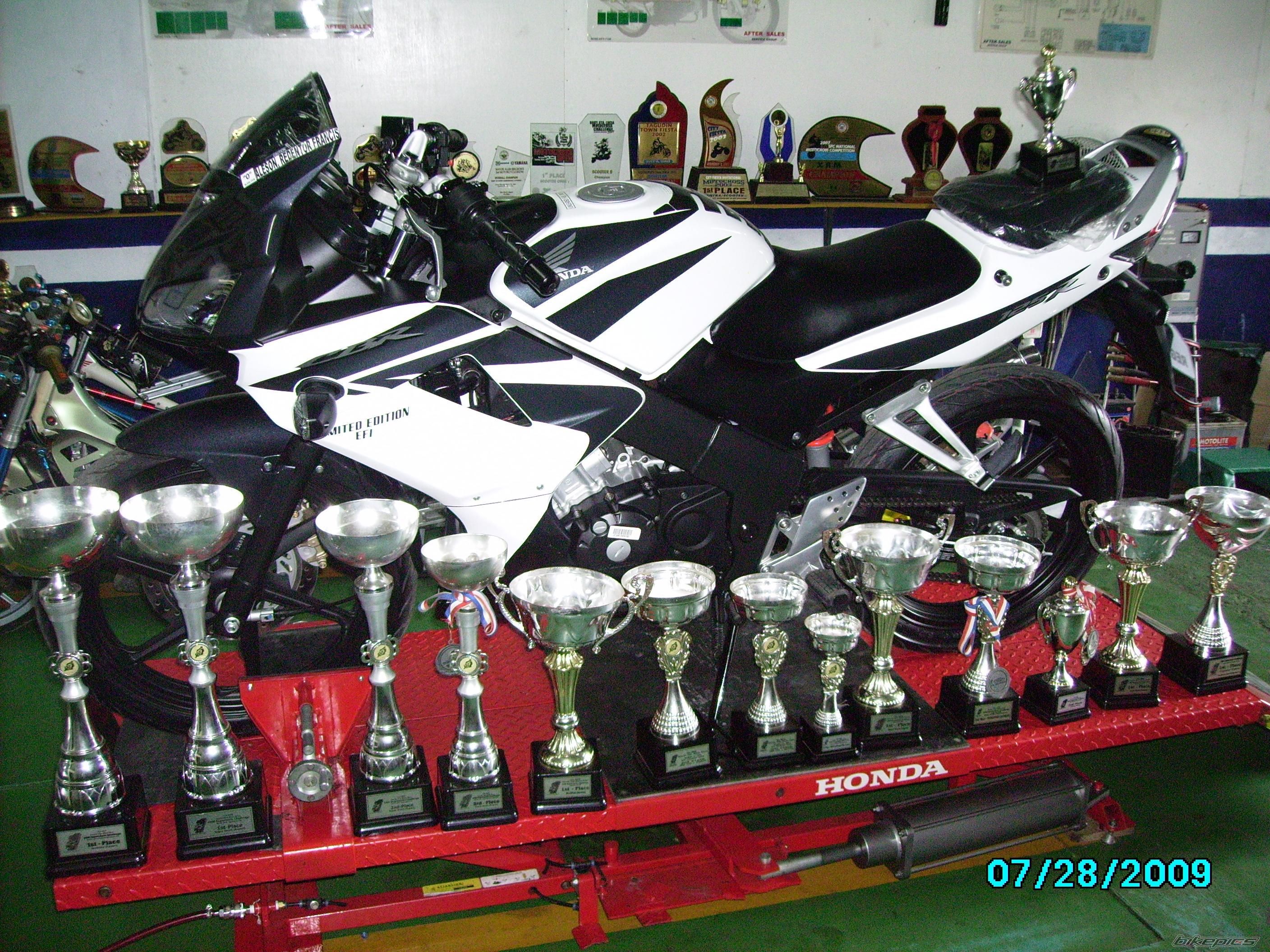 Photo 1738827