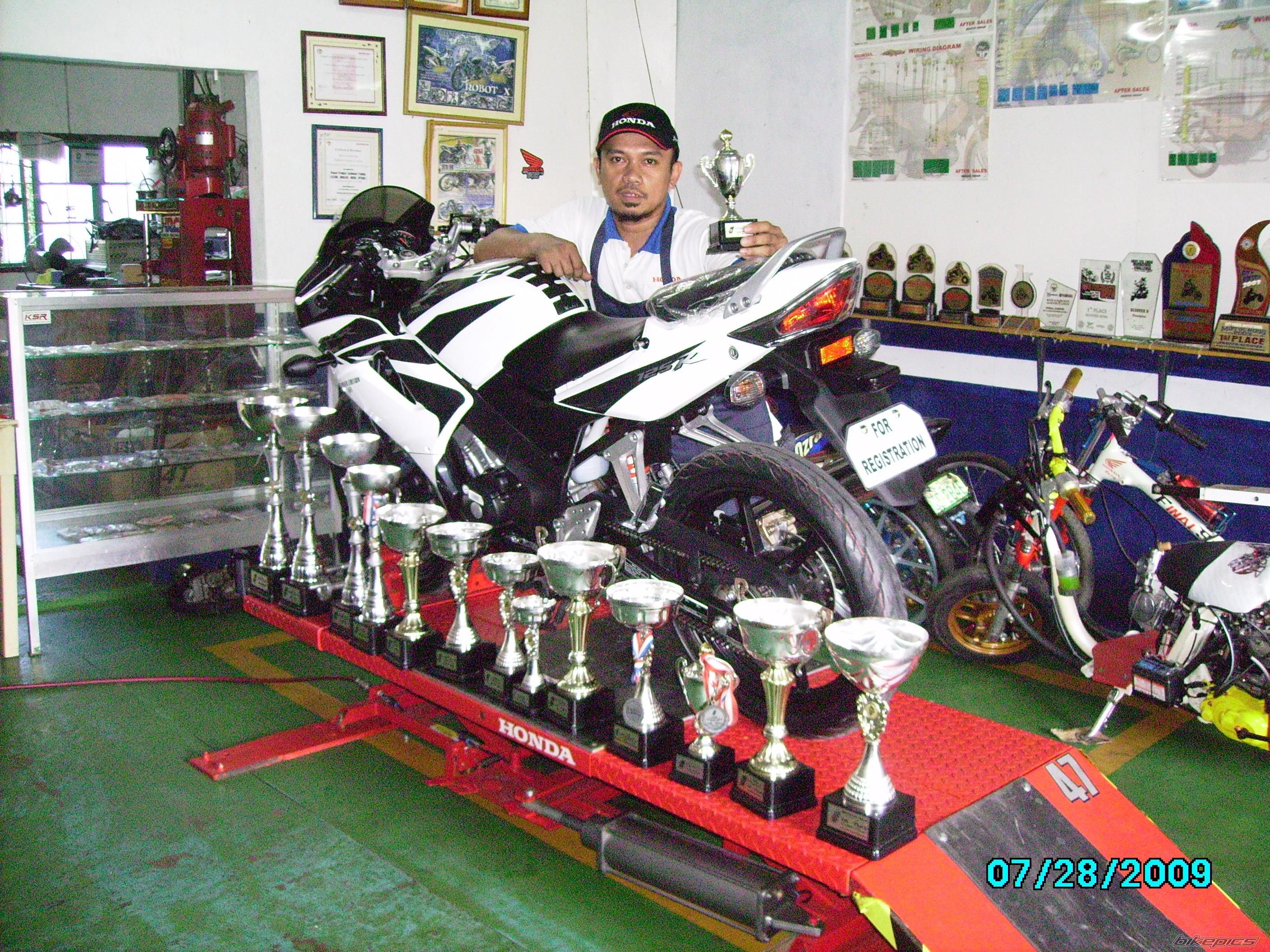 Photo 1738830