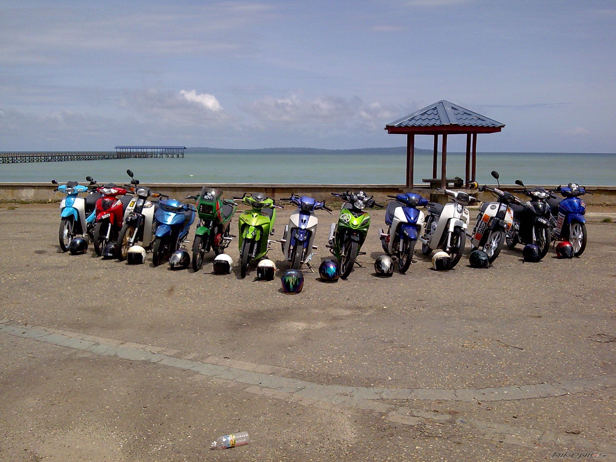 Photo 1738935