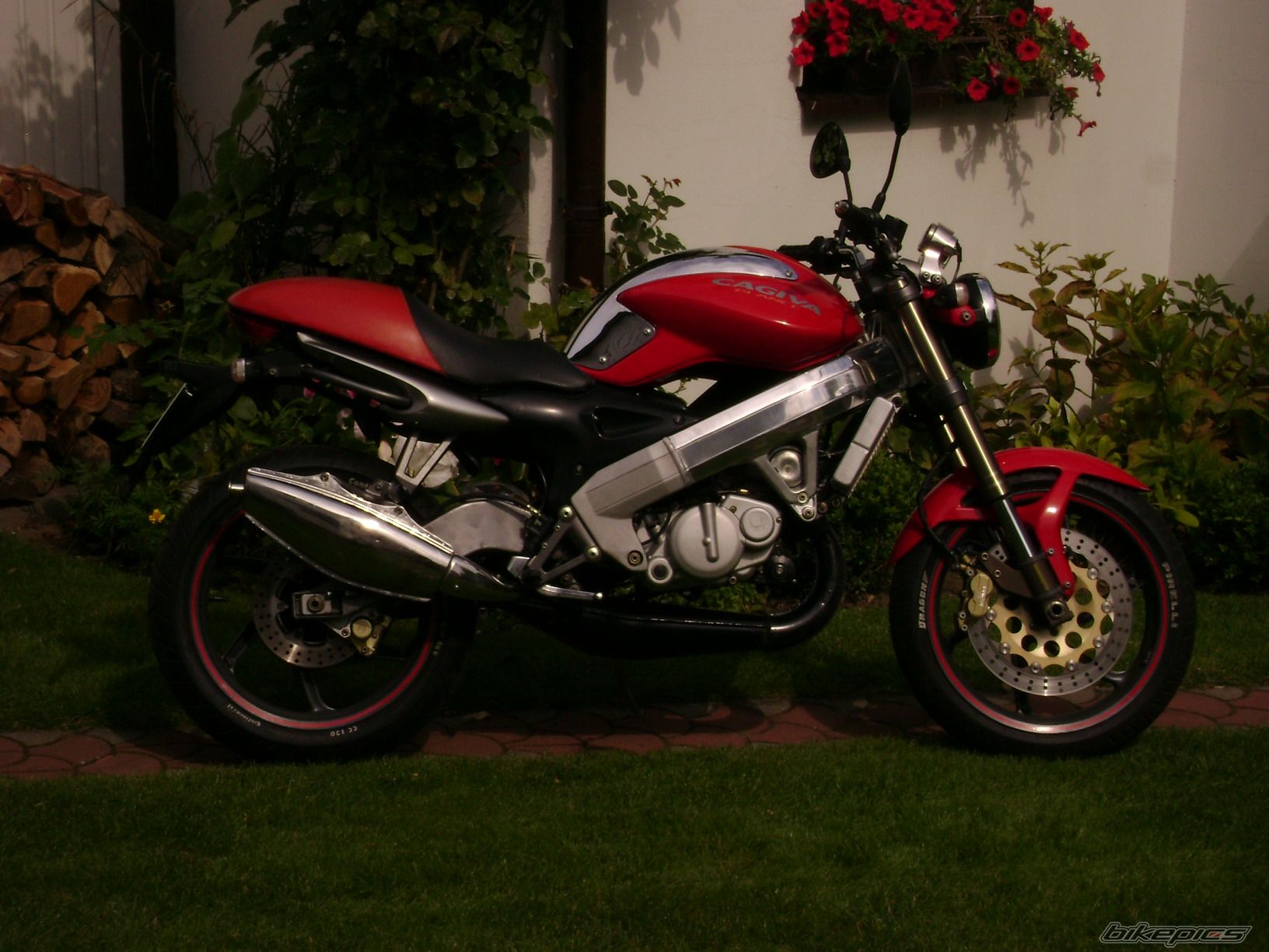Bike Photo 1739002